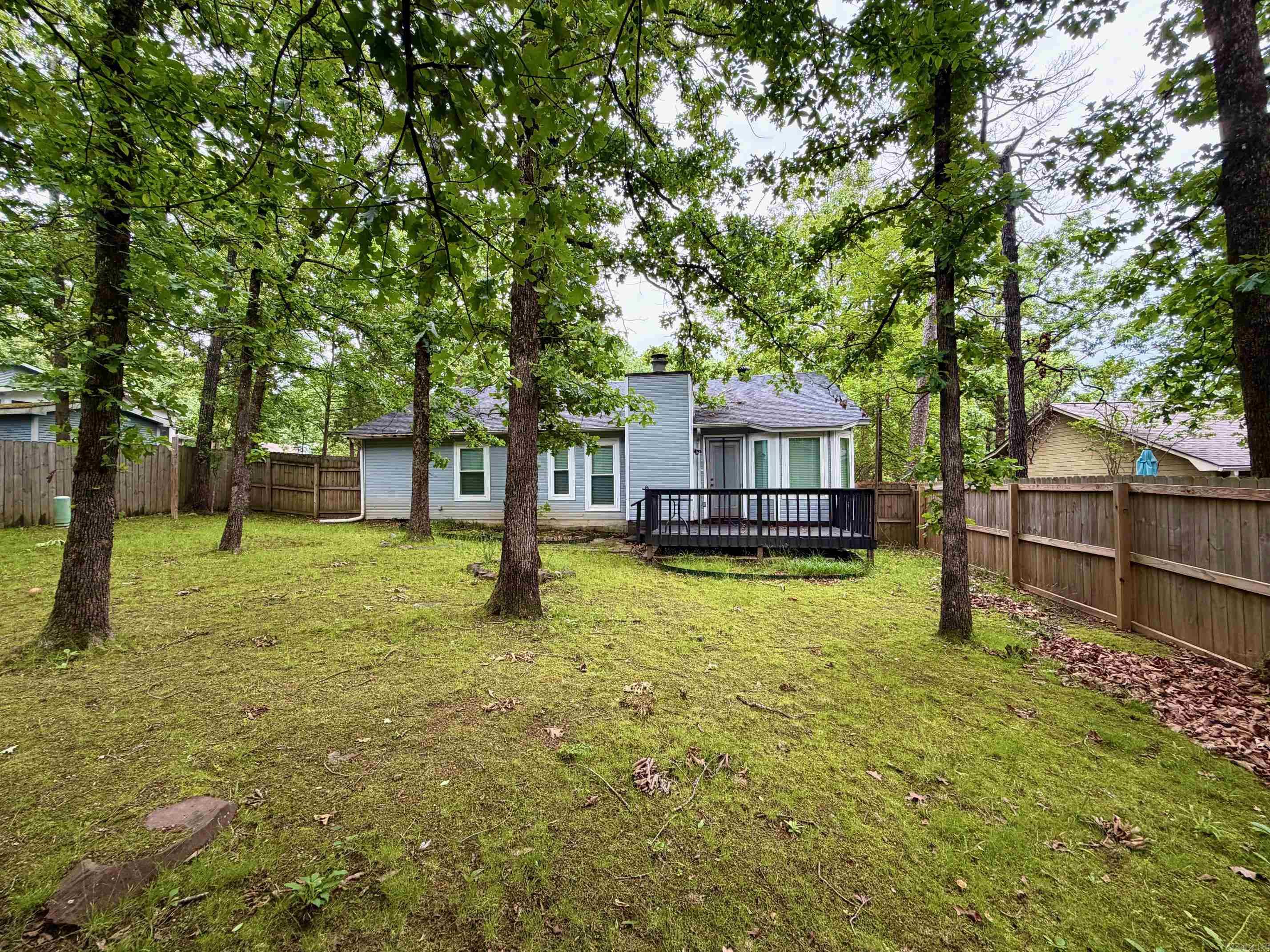 4 Red Oak Place