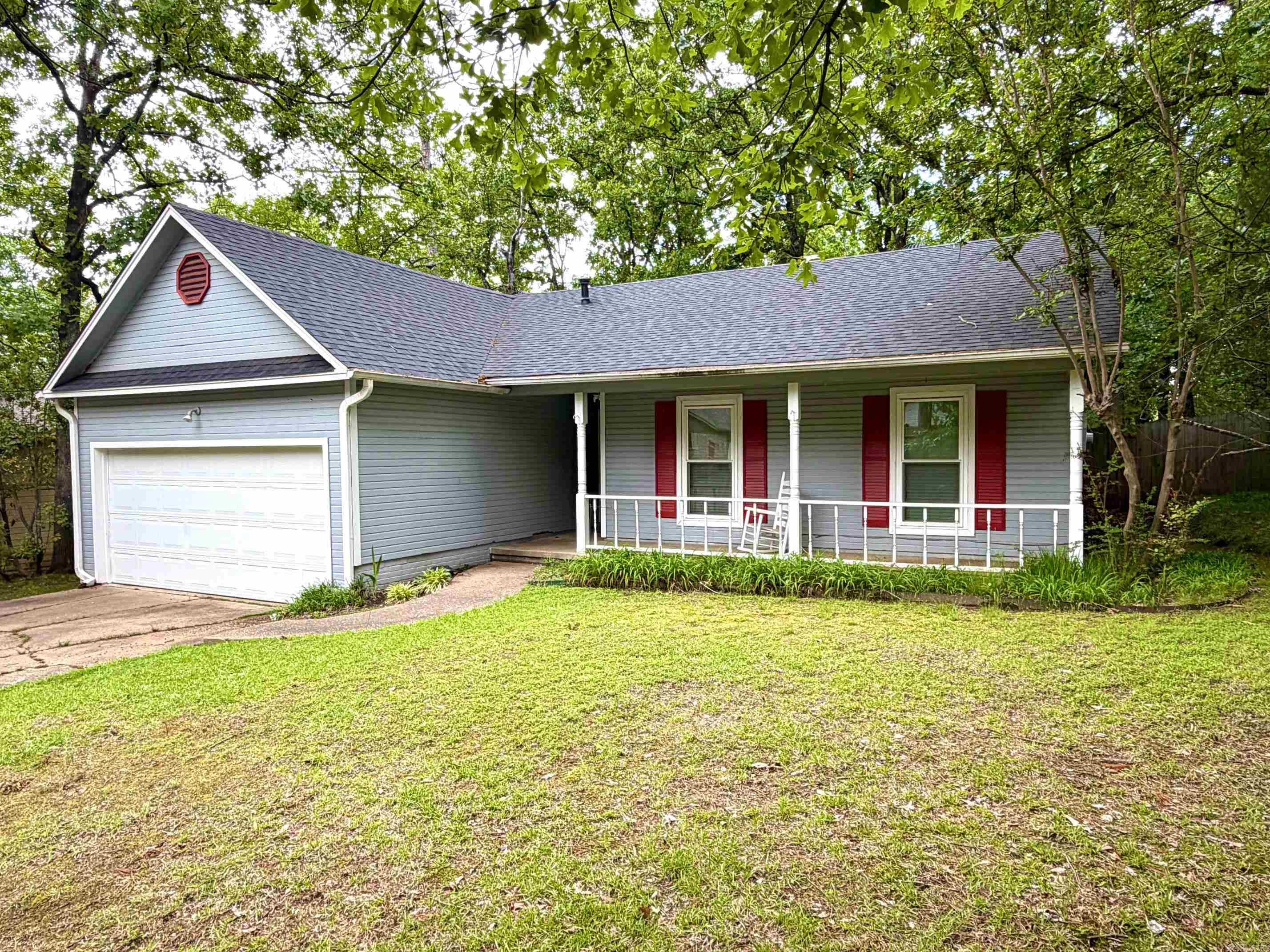 4 Red Oak Place