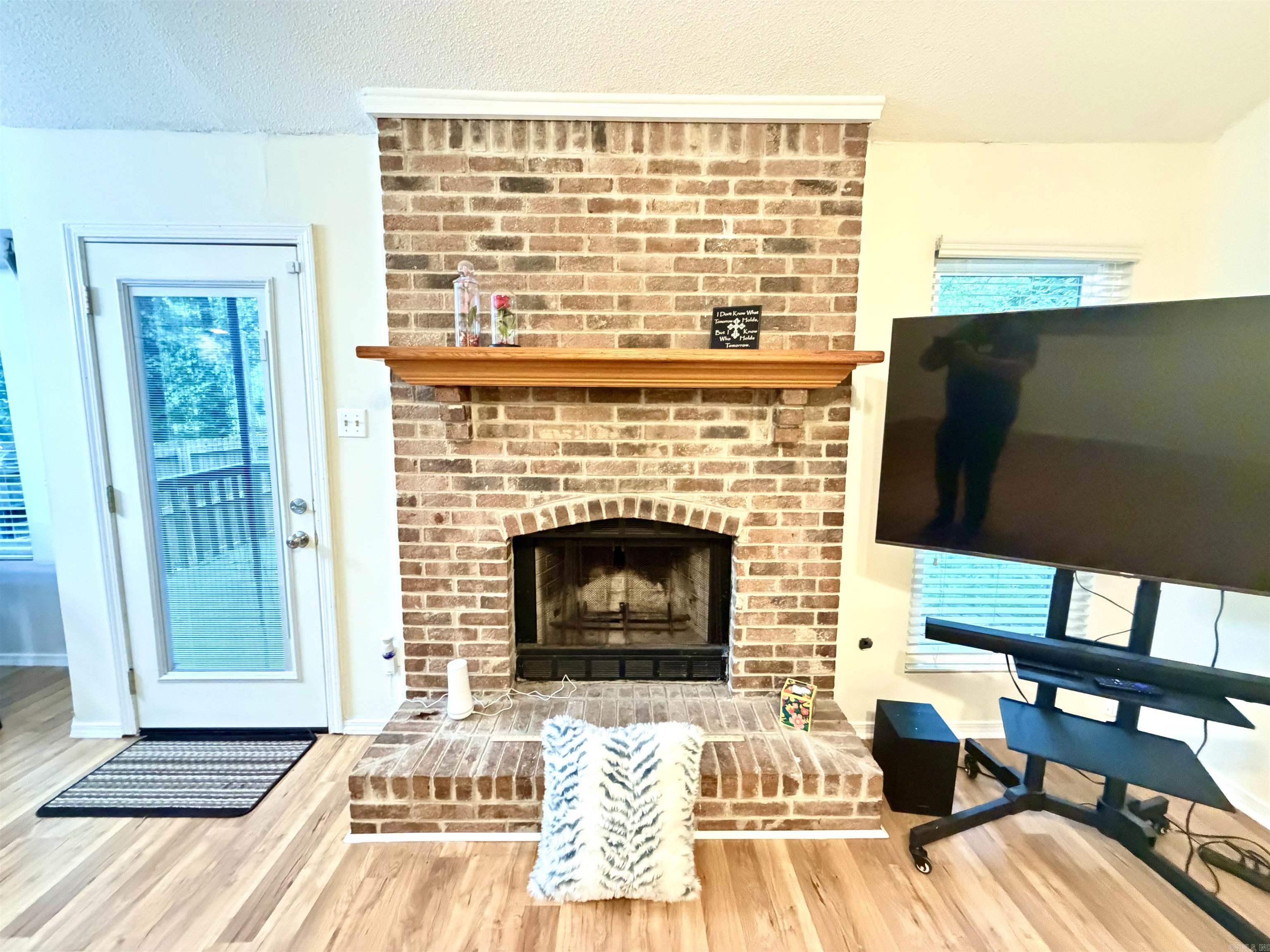 4 Red Oak Place