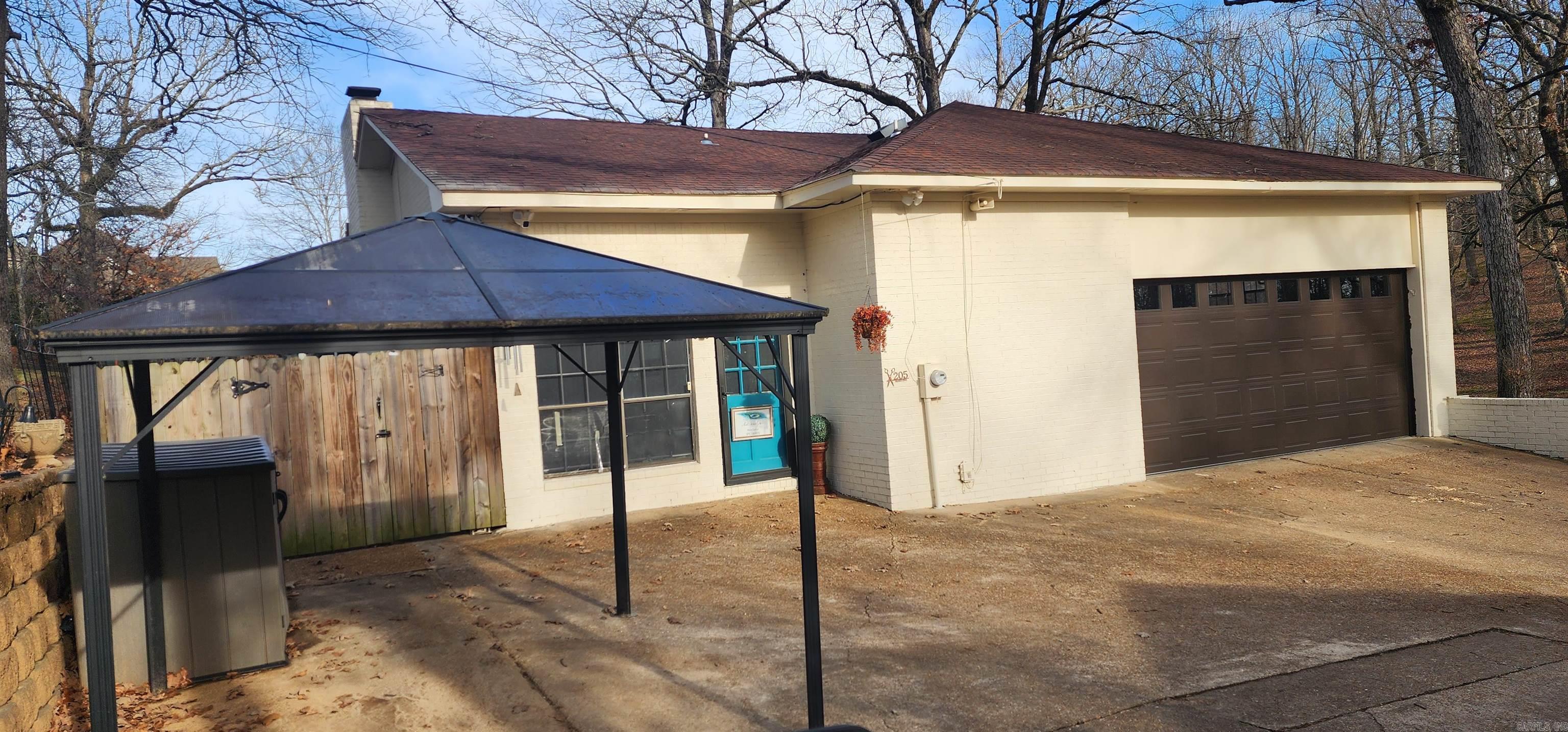 205 Kerry Dr