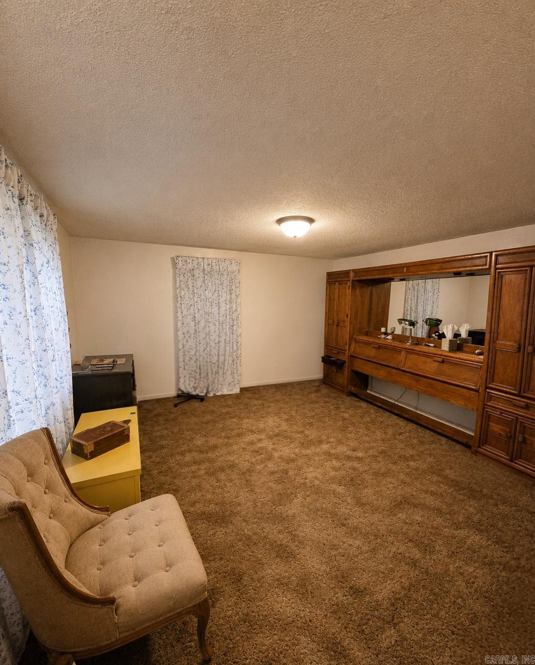 11806 Veronica Road