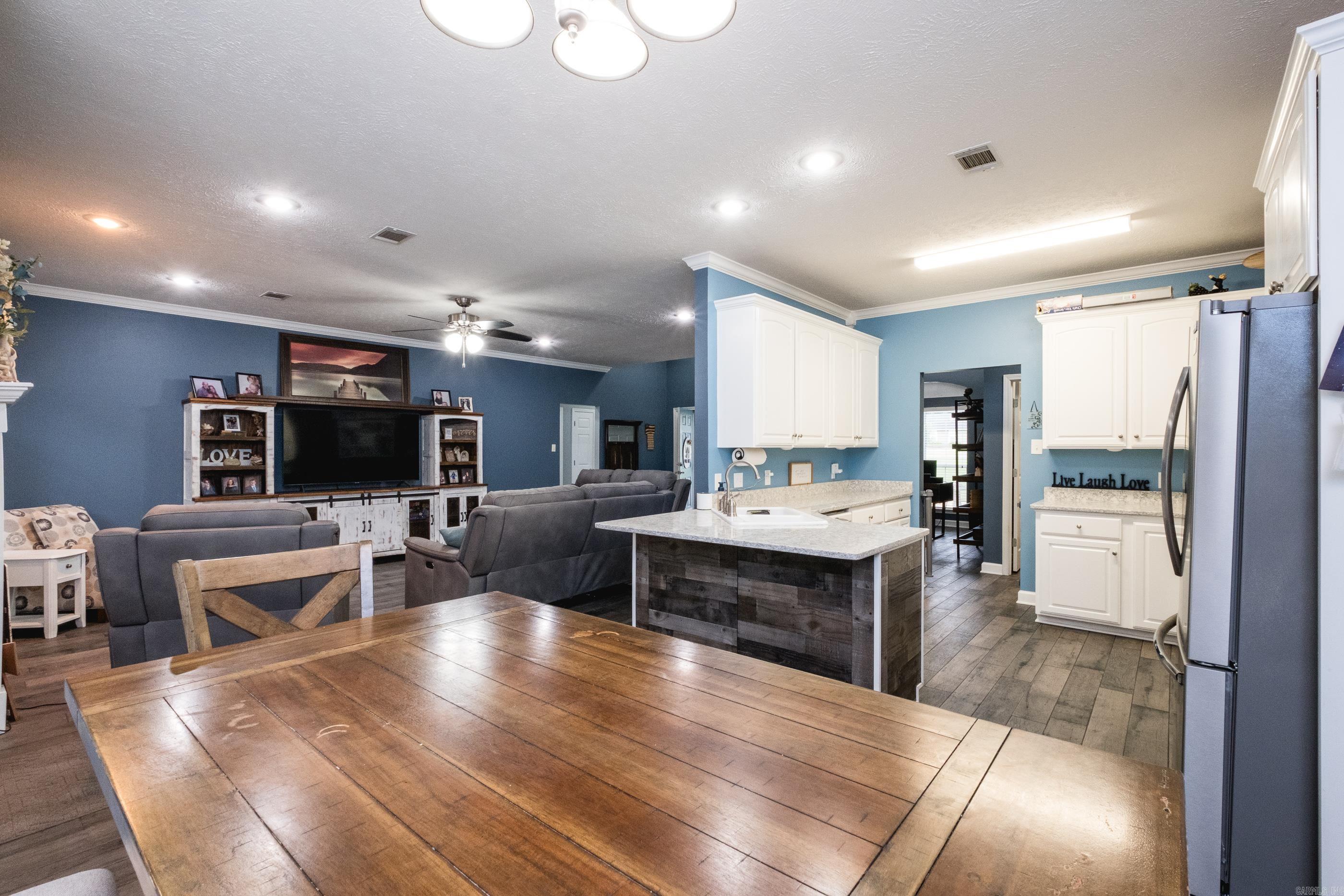 17 Mckenzie Trail
