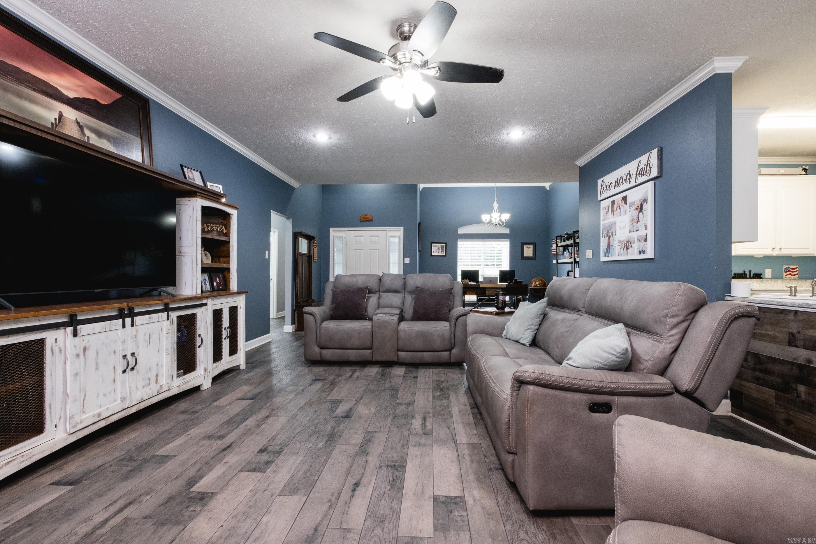 17 Mckenzie Trail