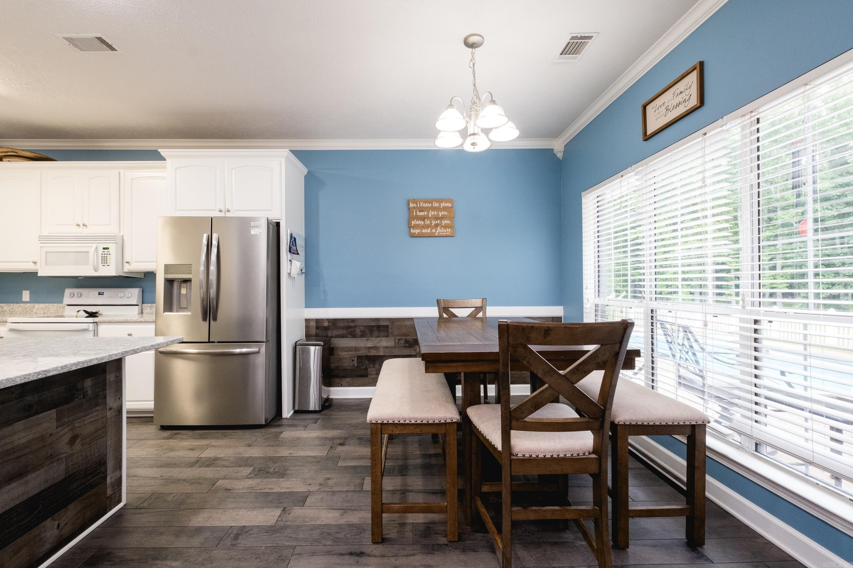 17 Mckenzie Trail