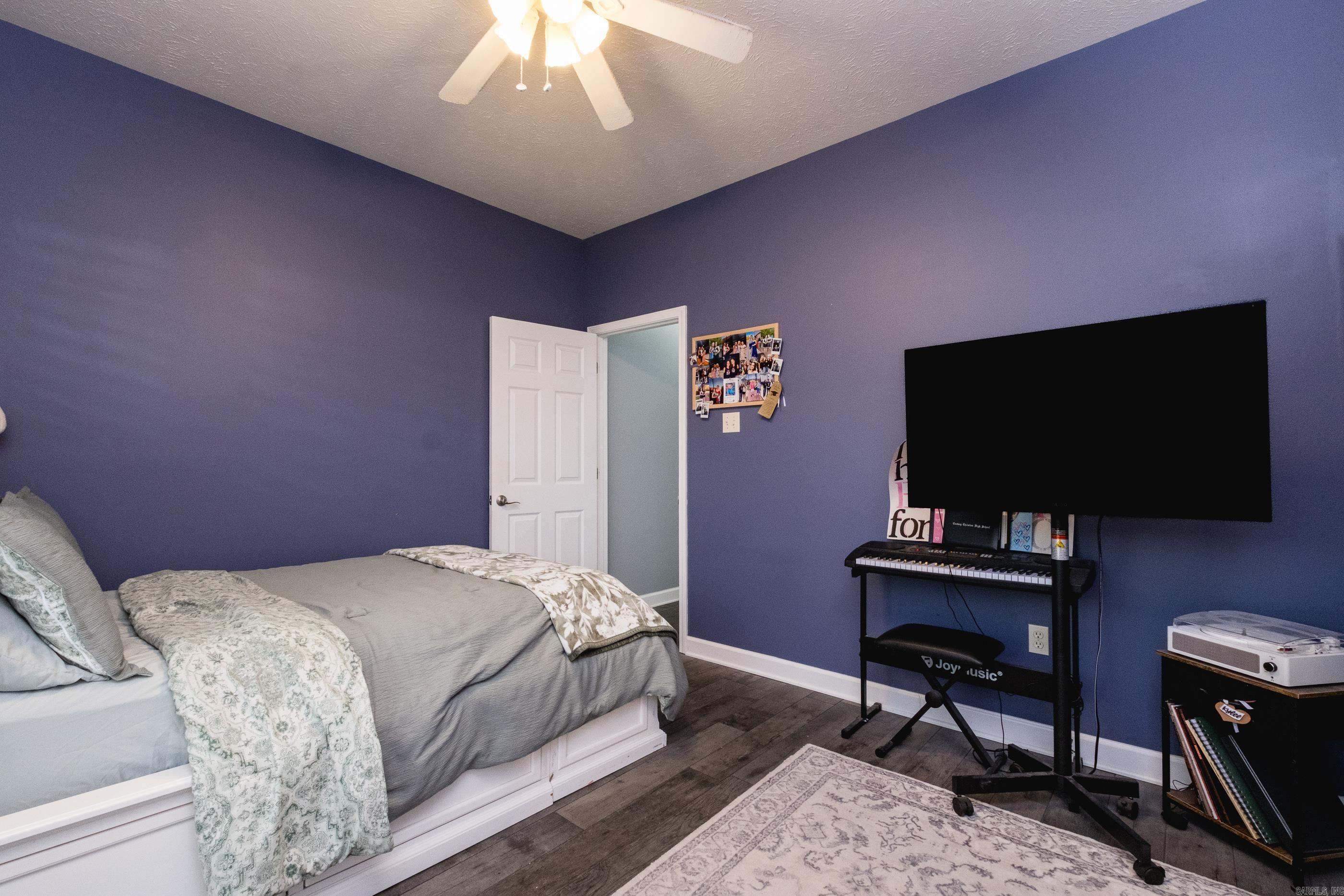 17 Mckenzie Trail