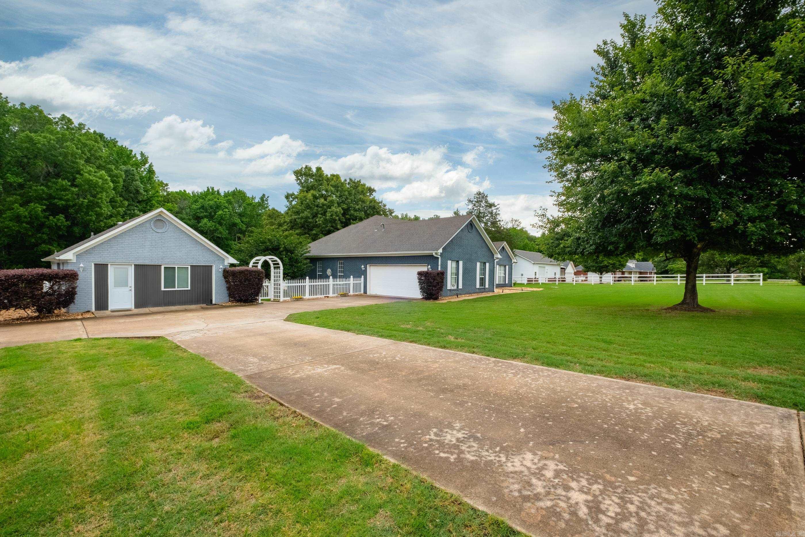 17 Mckenzie Trail
