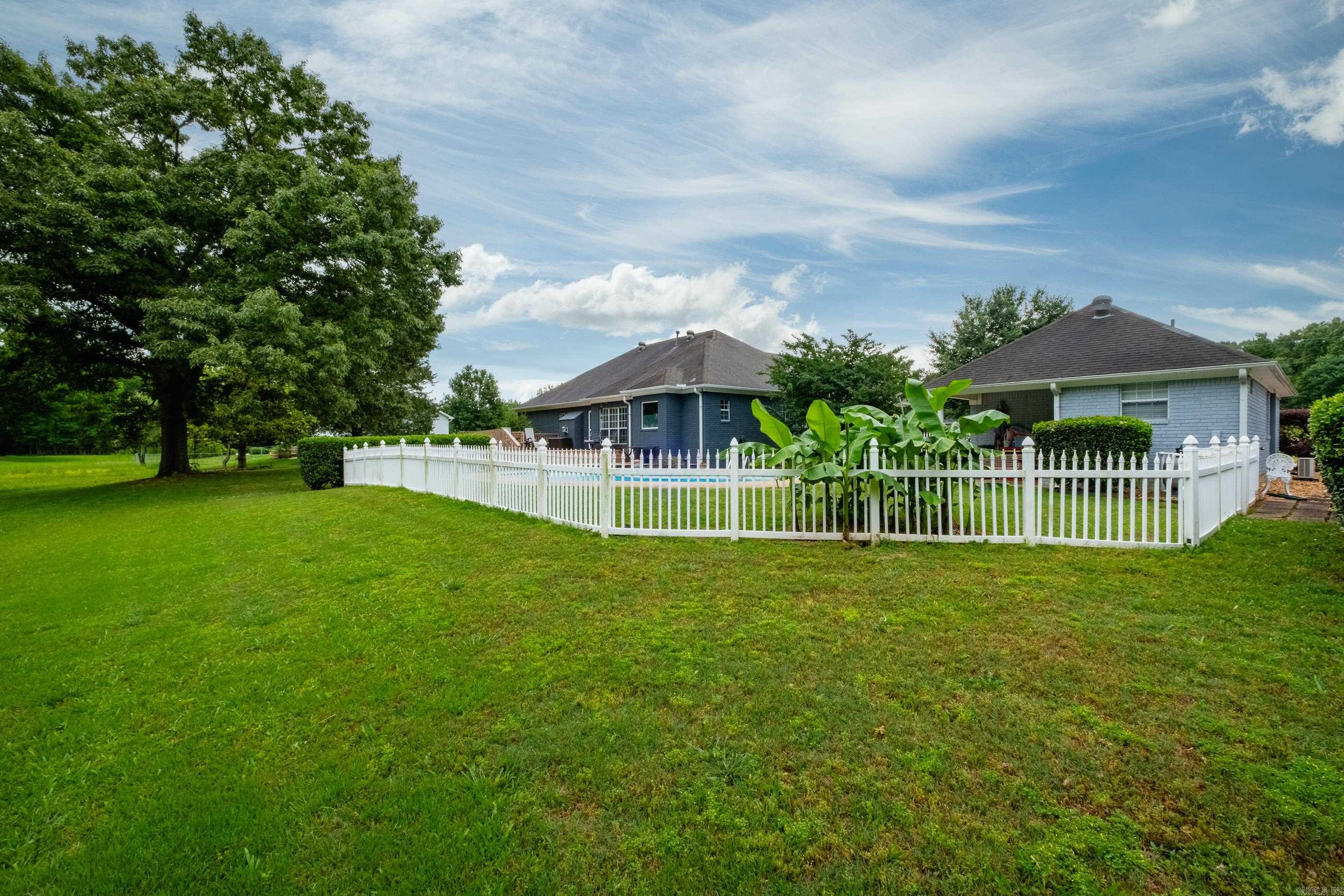 17 Mckenzie Trail