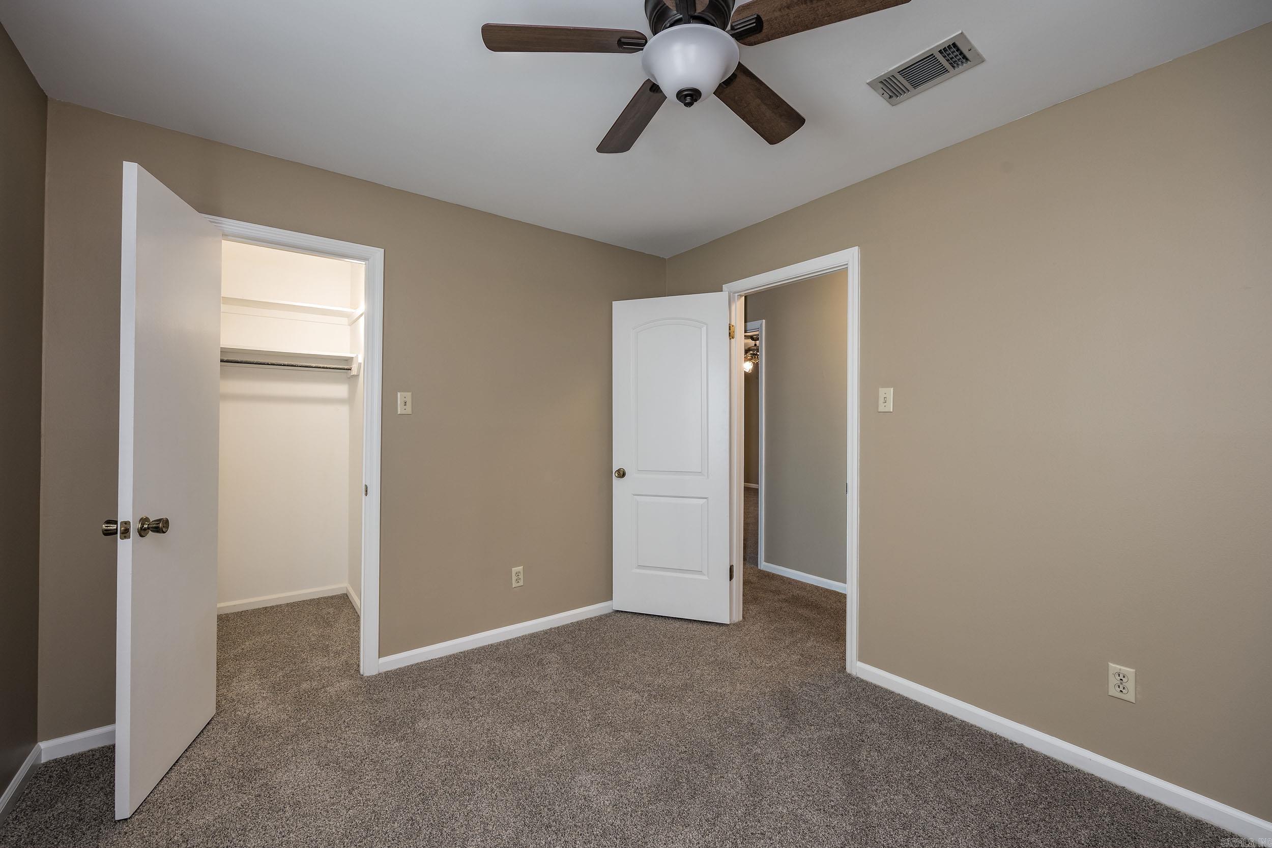 8 Kings Mountain Court