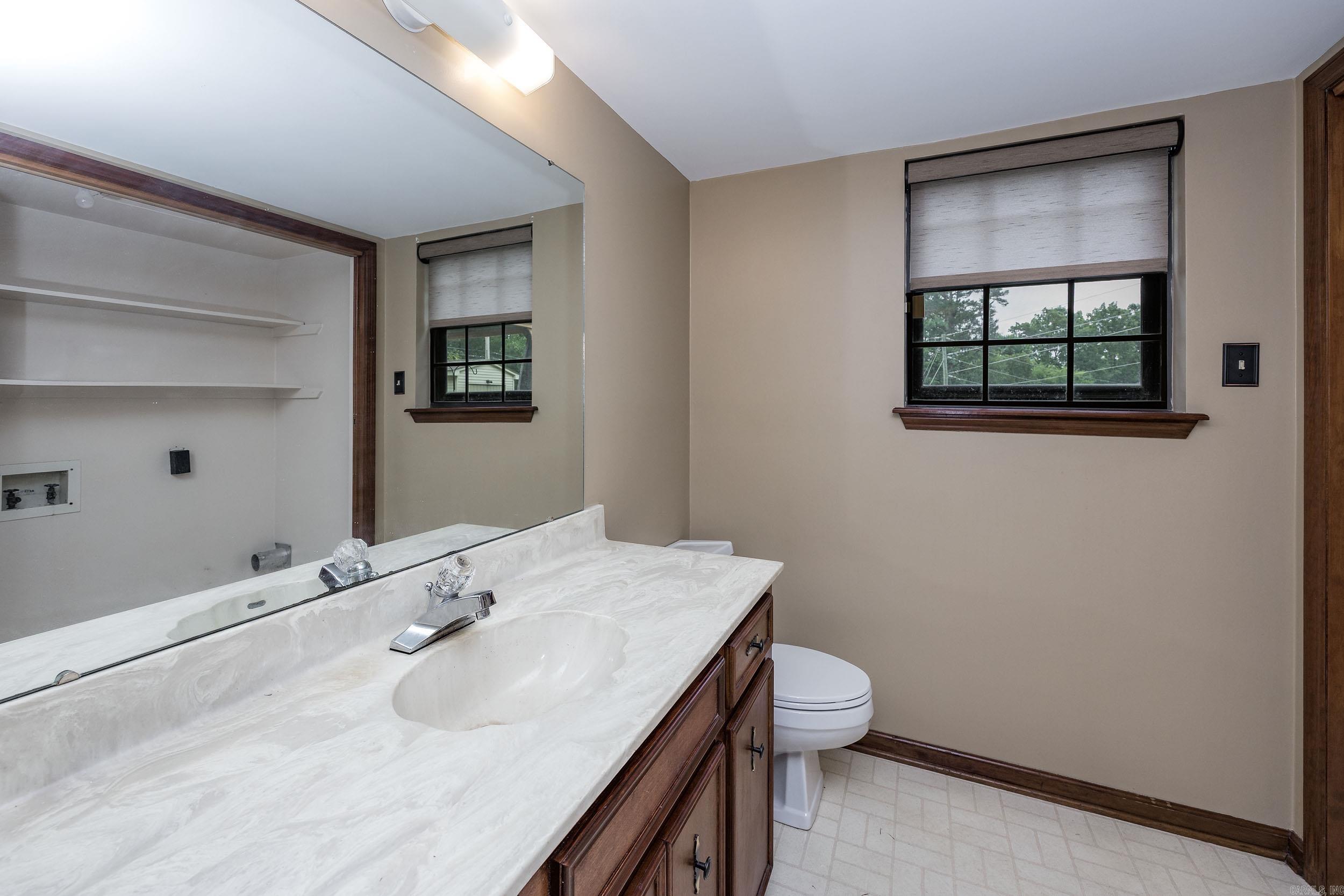 8 Kings Mountain Court