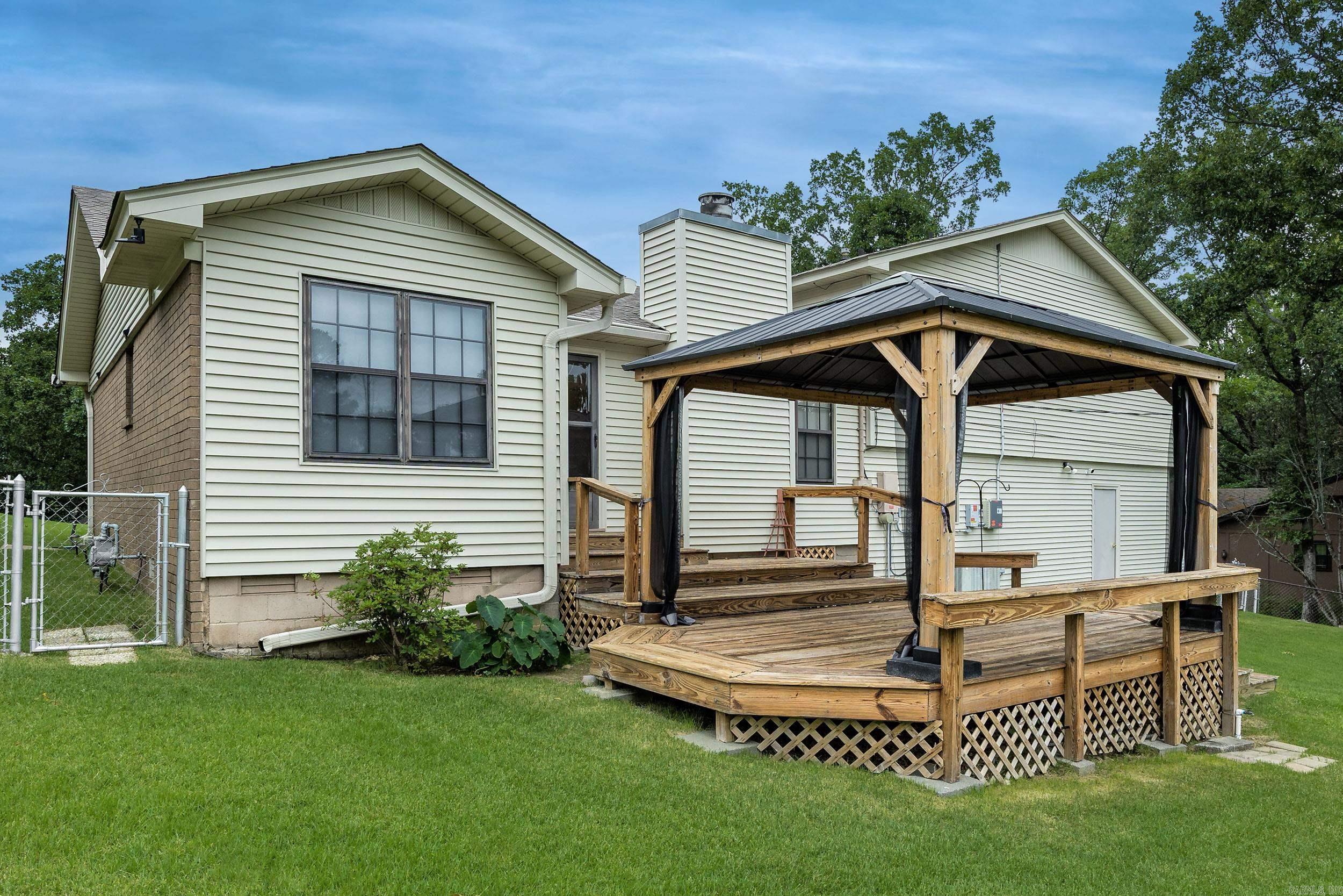 8 Kings Mountain Court