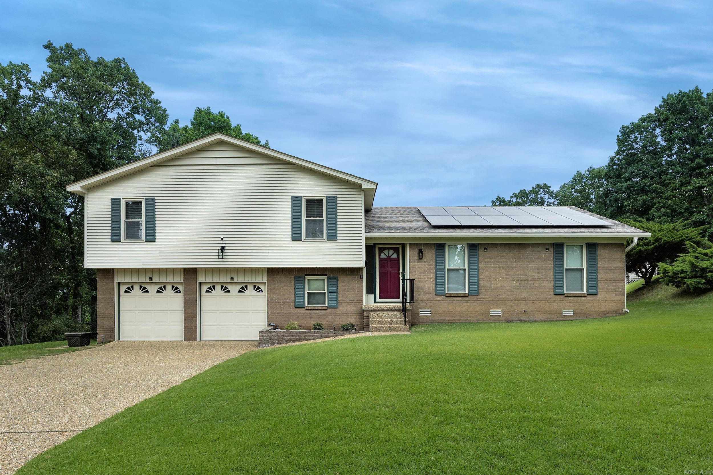8 Kings Mountain Court