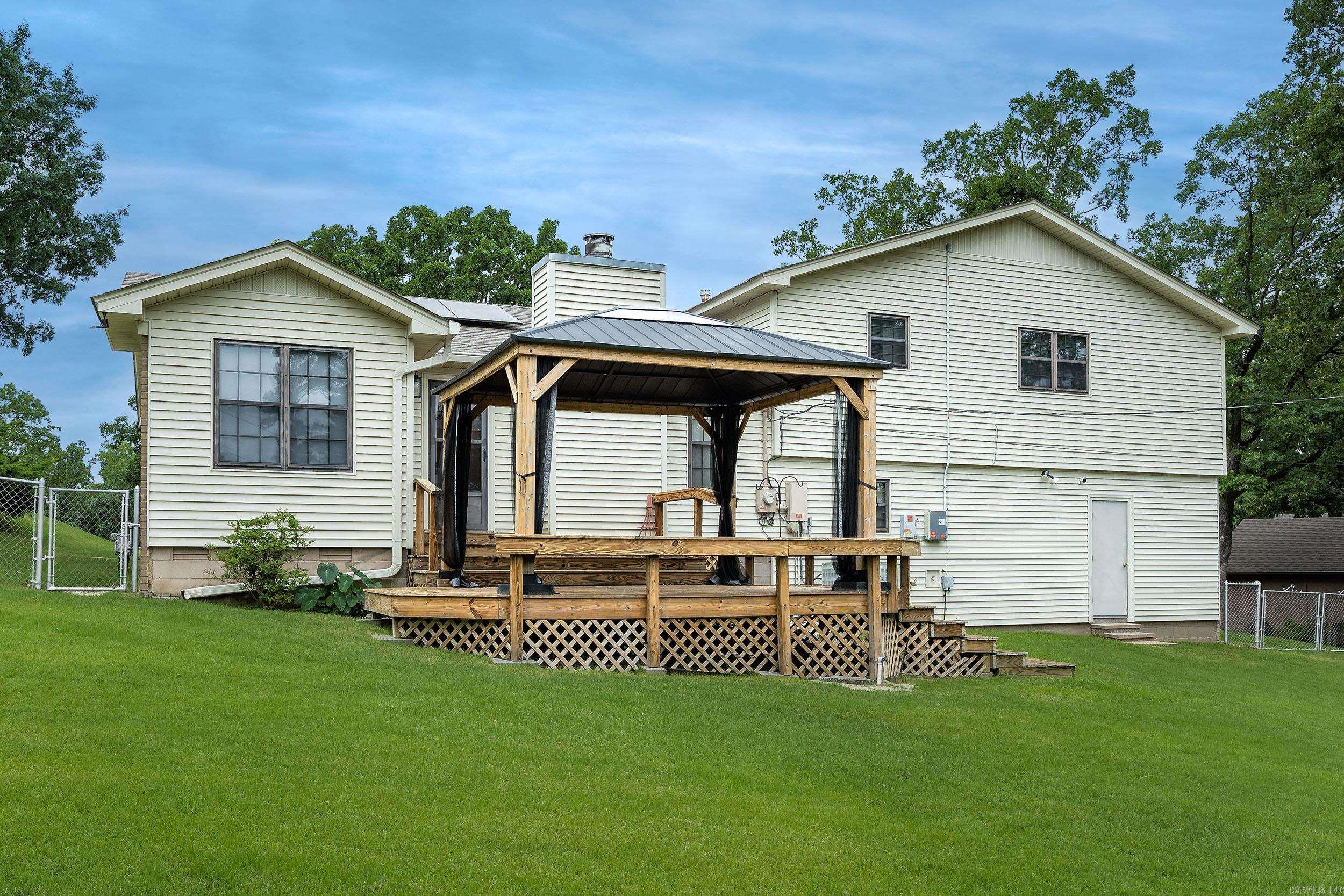 8 Kings Mountain Court