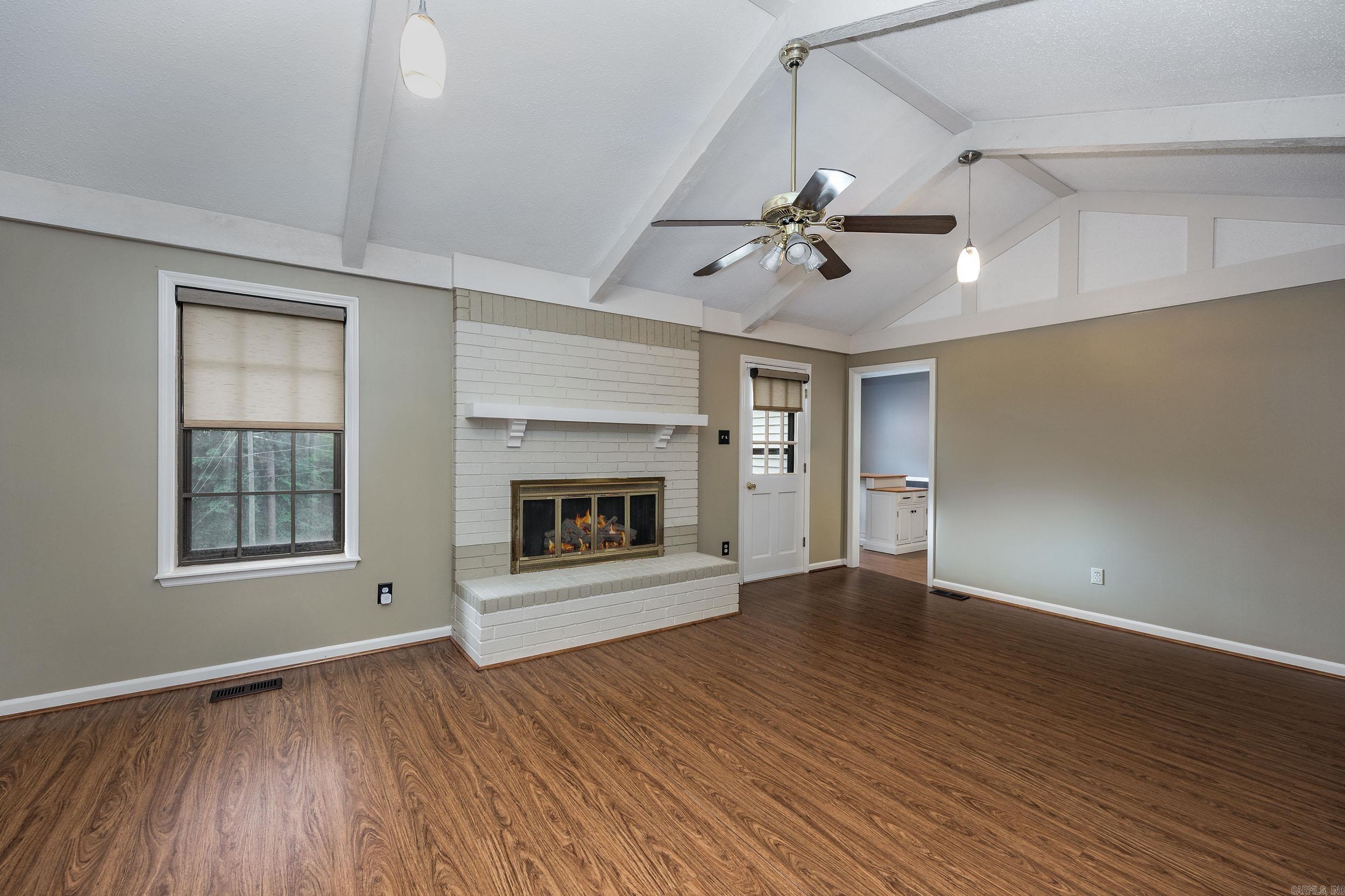 8 Kings Mountain Court