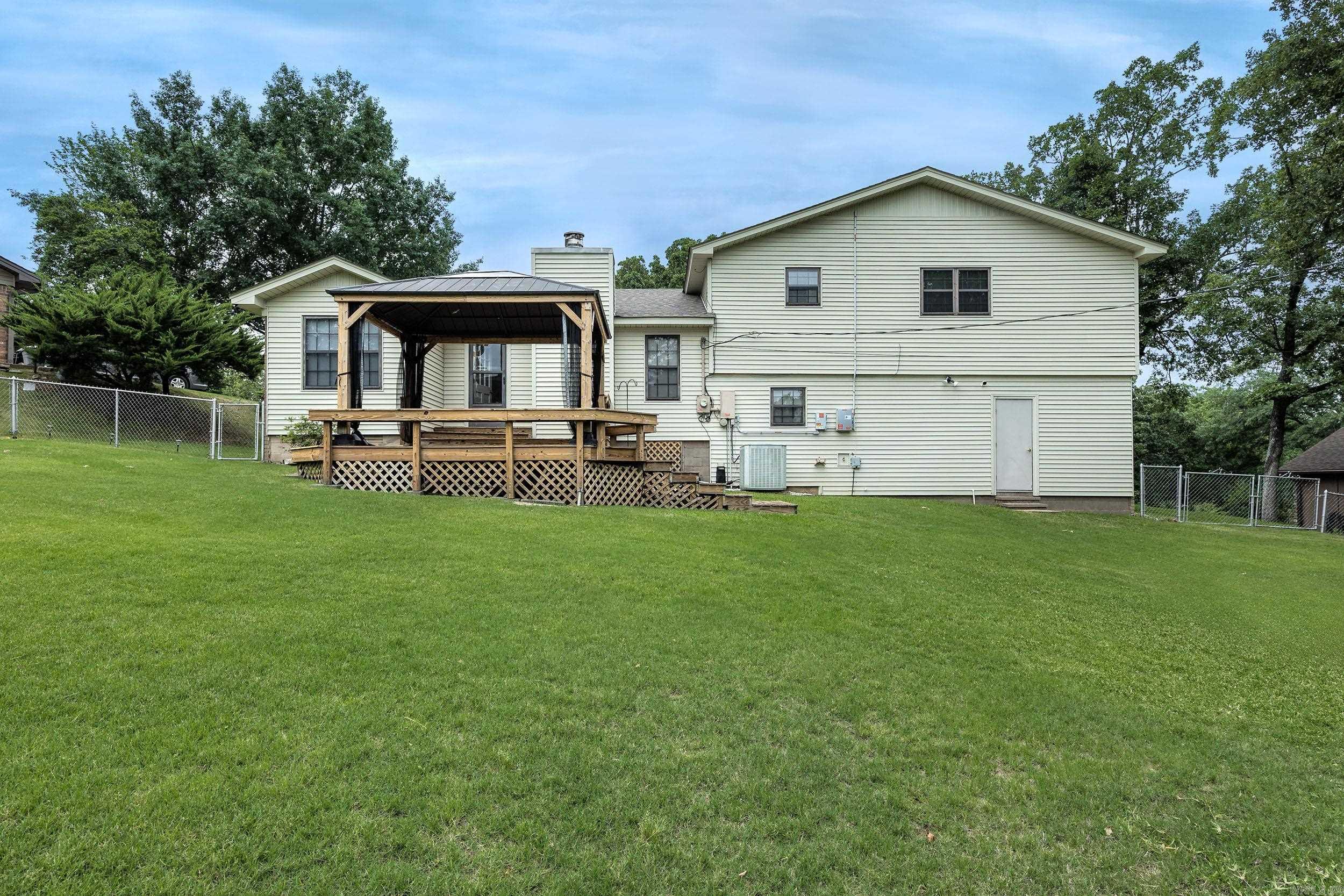 8 Kings Mountain Court