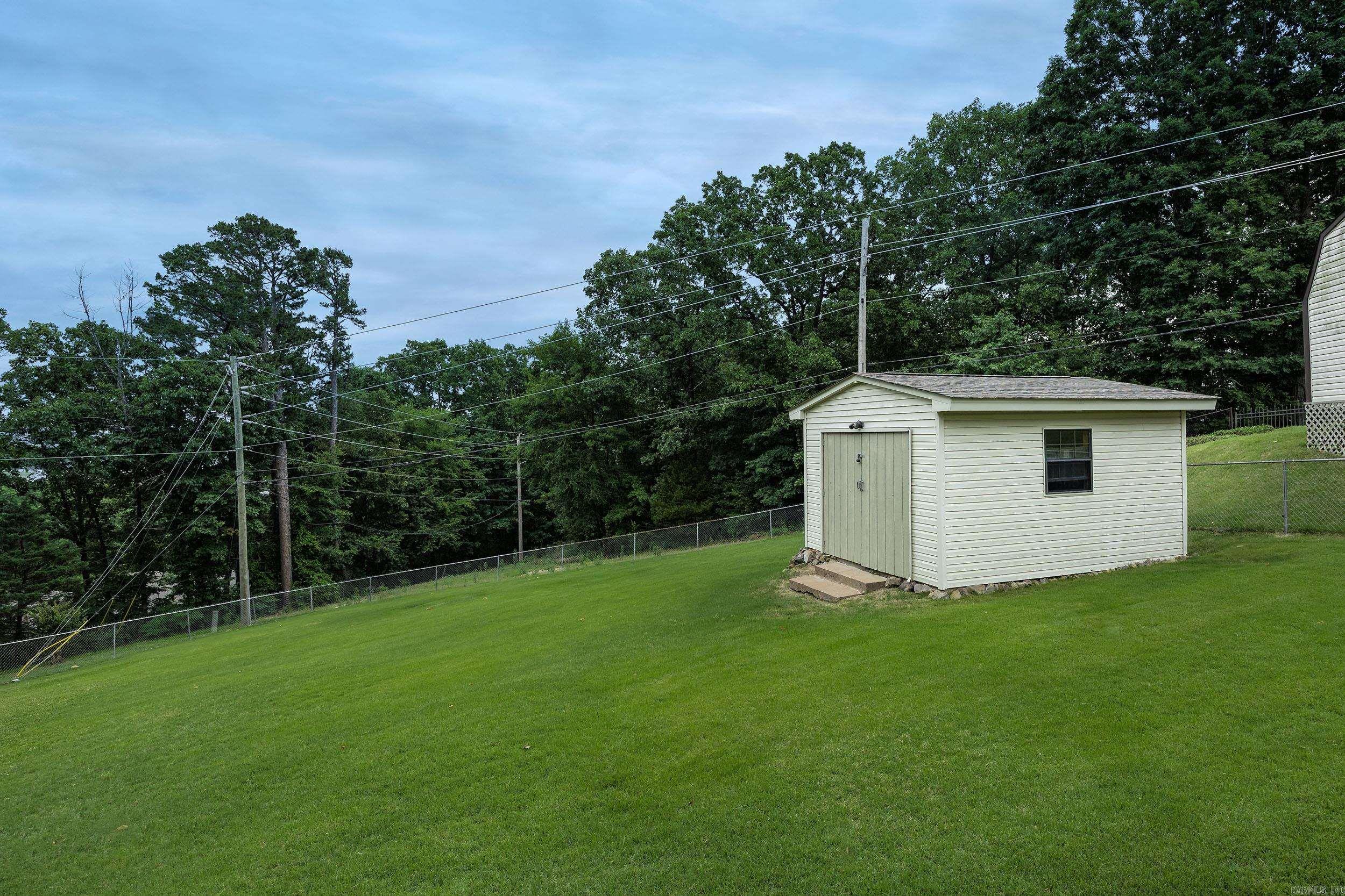 8 Kings Mountain Court