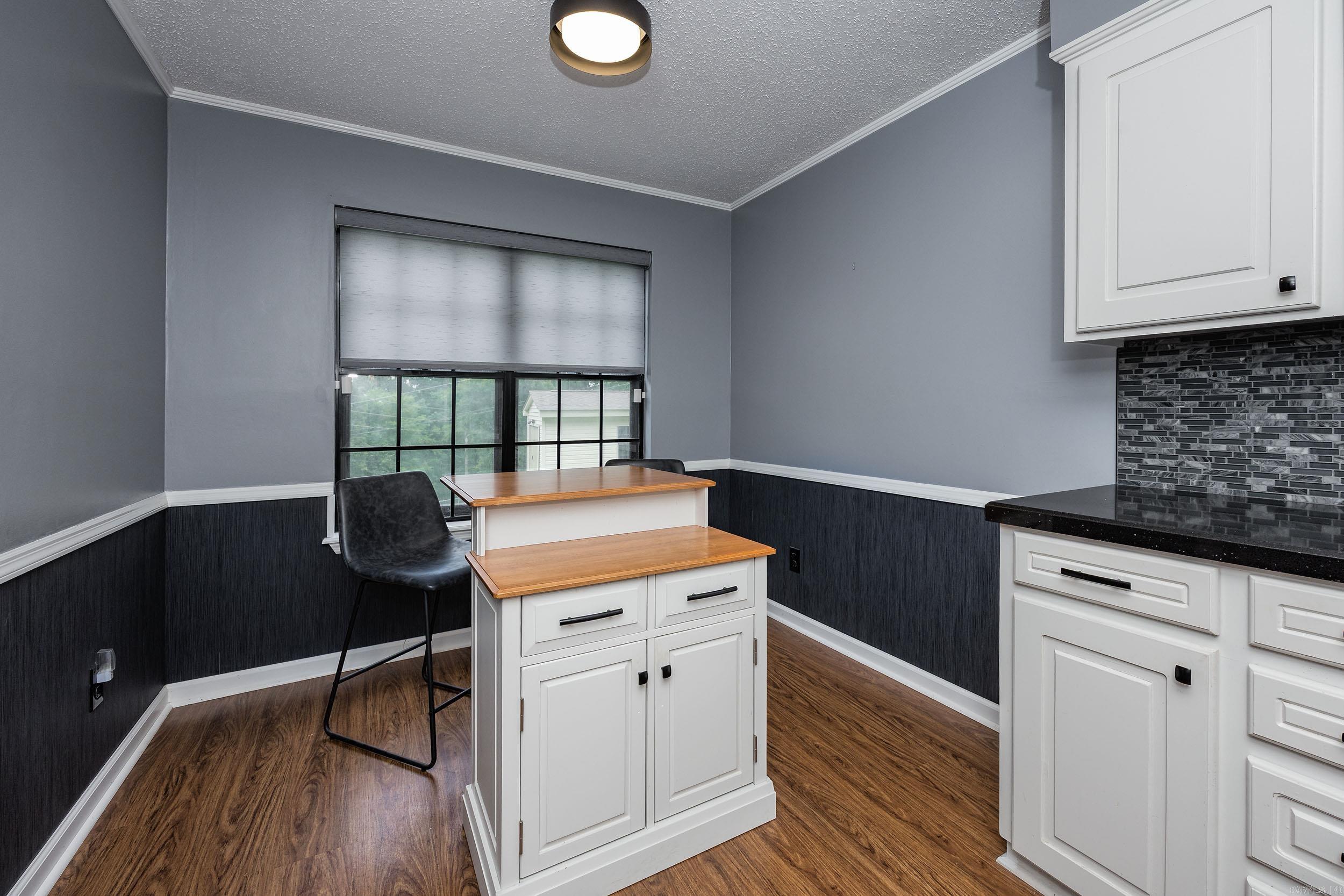 8 Kings Mountain Court