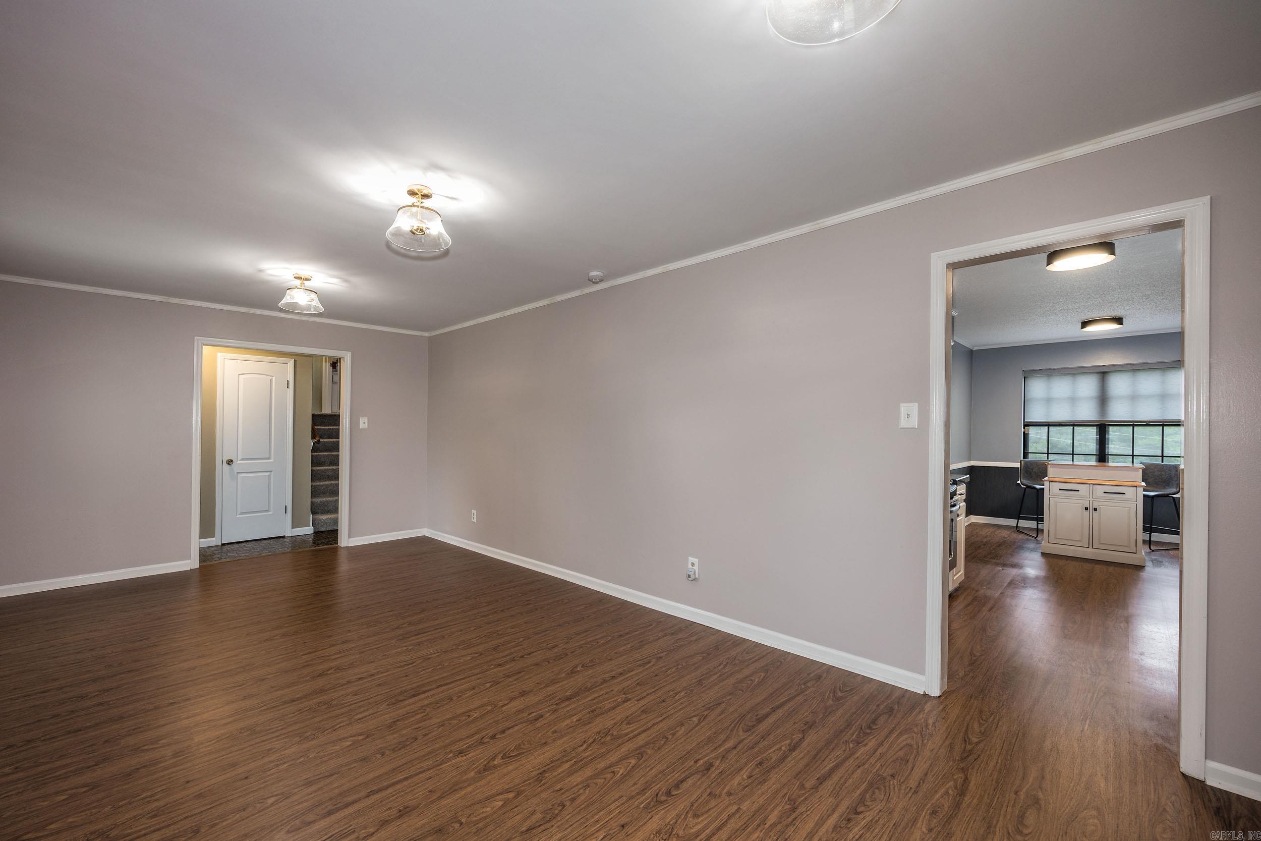 8 Kings Mountain Court