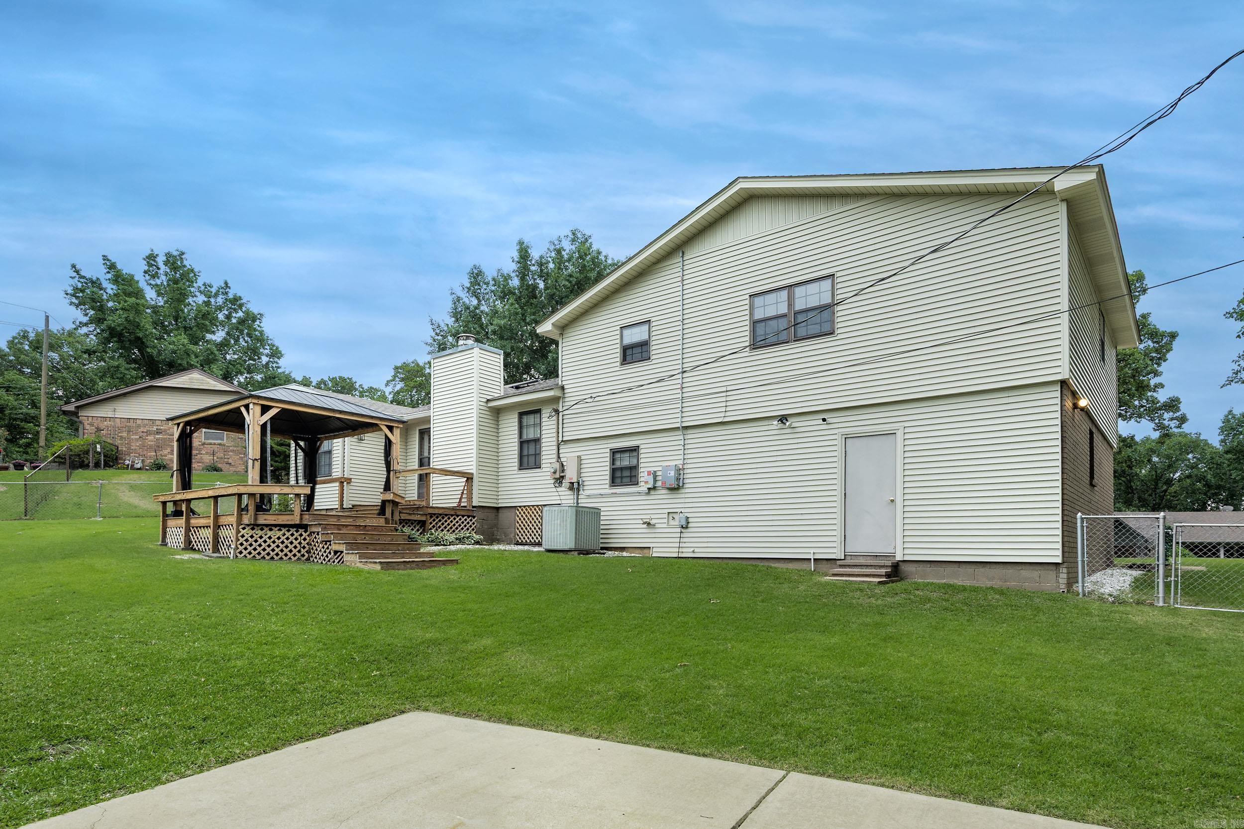 8 Kings Mountain Court