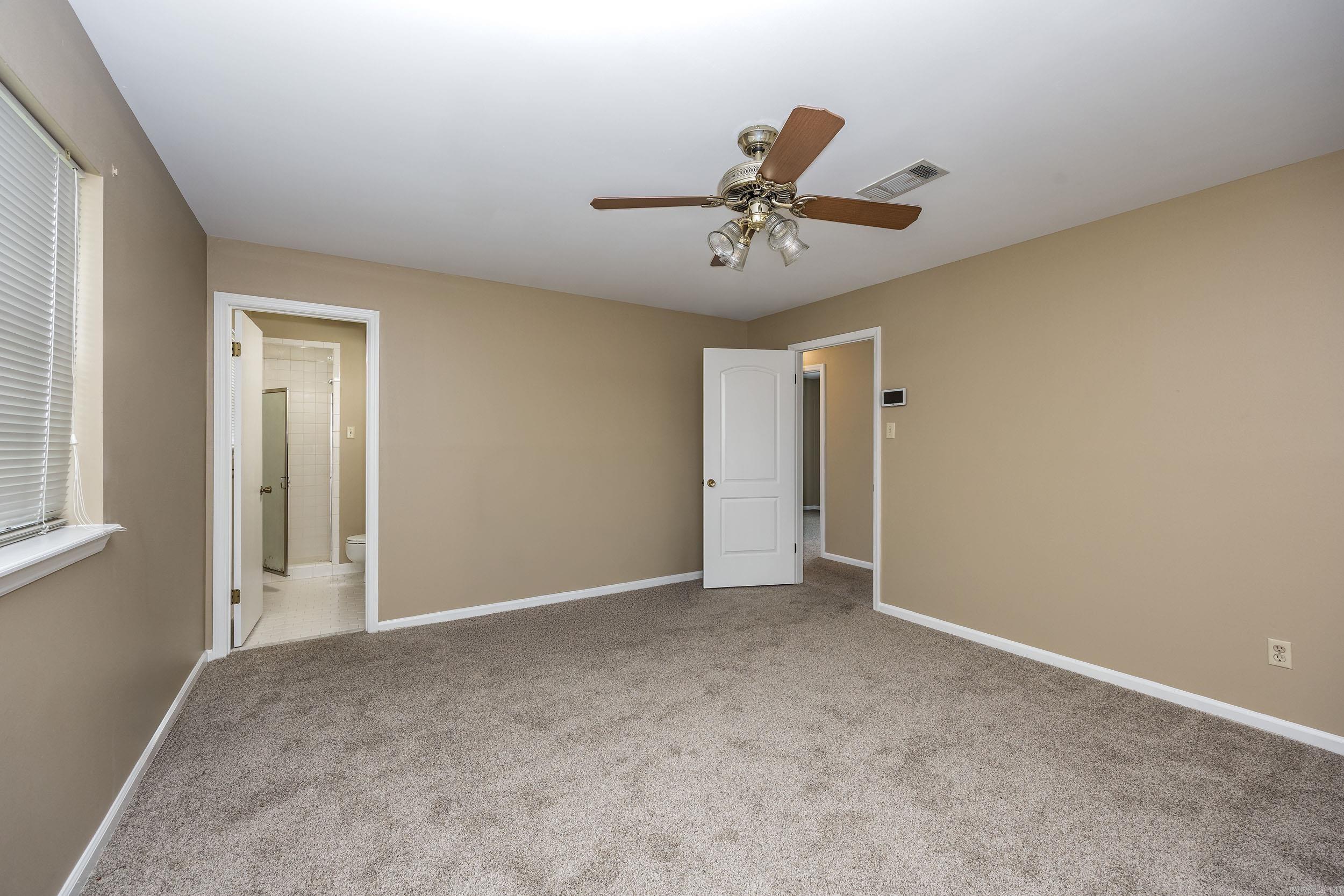 8 Kings Mountain Court