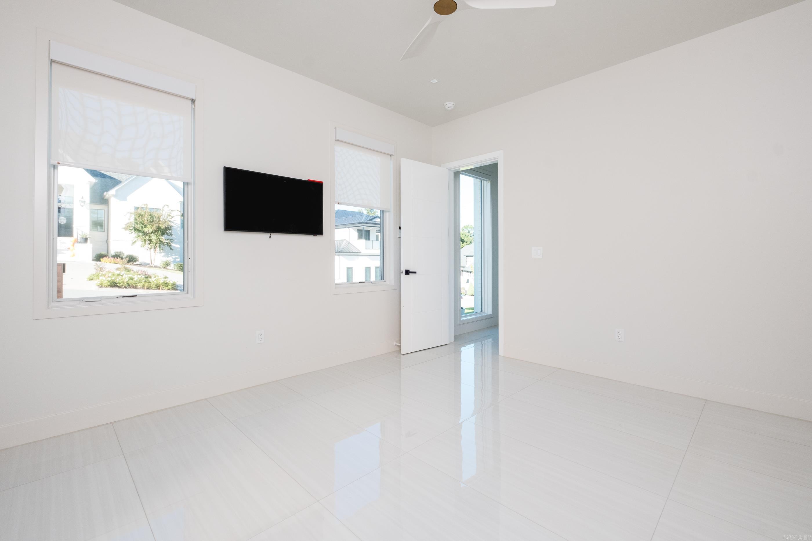 93 Orle Circle