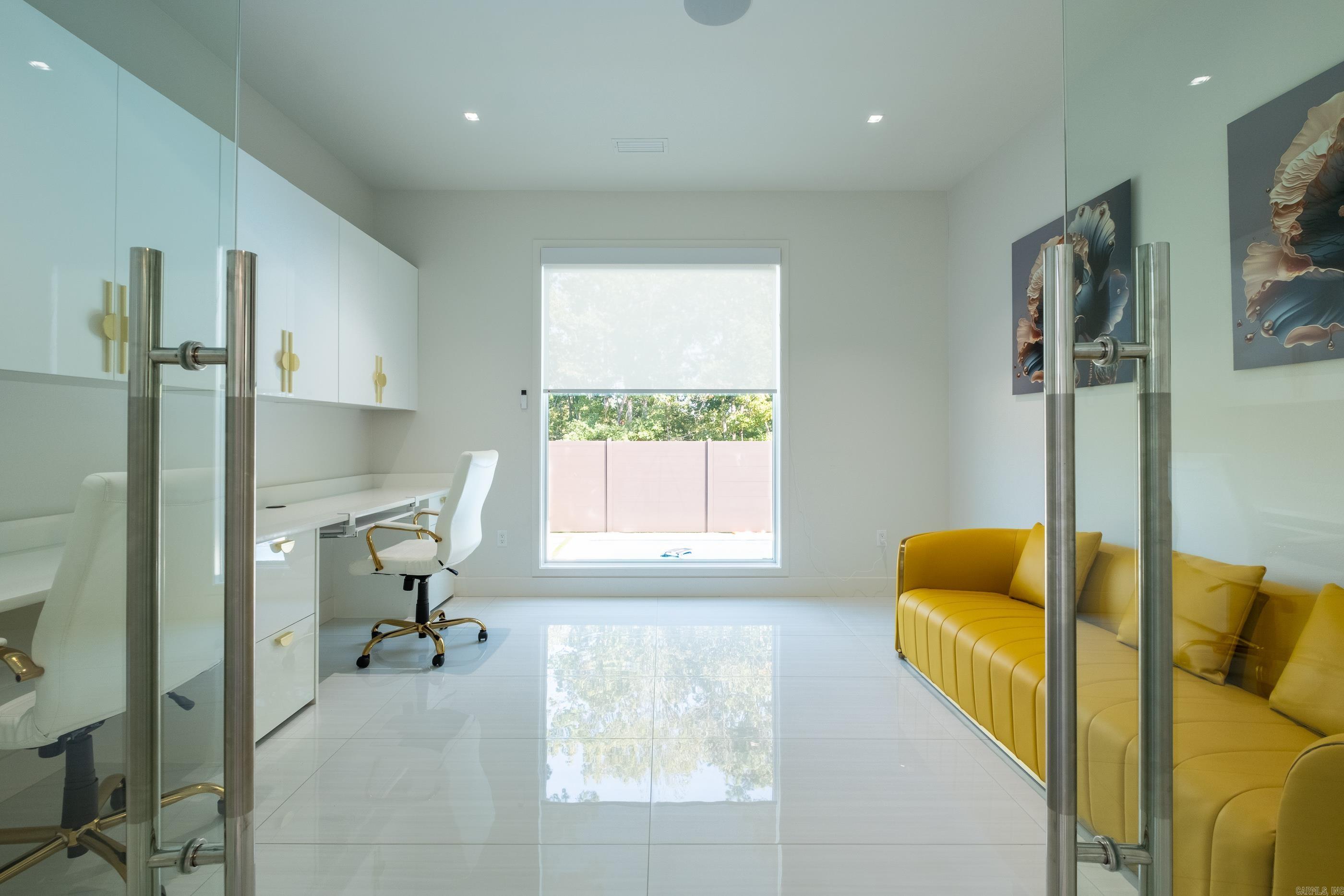 93 Orle Circle