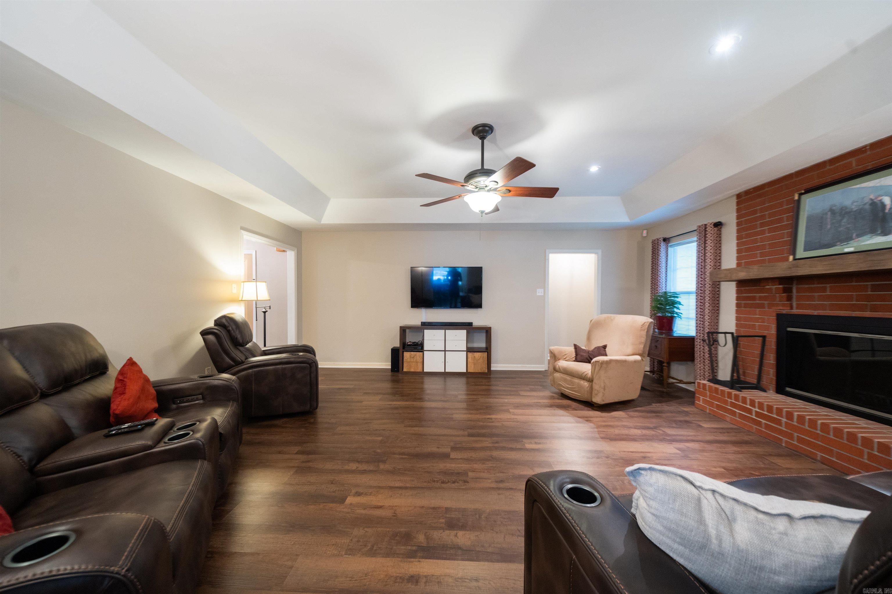 33 Thompson Drive