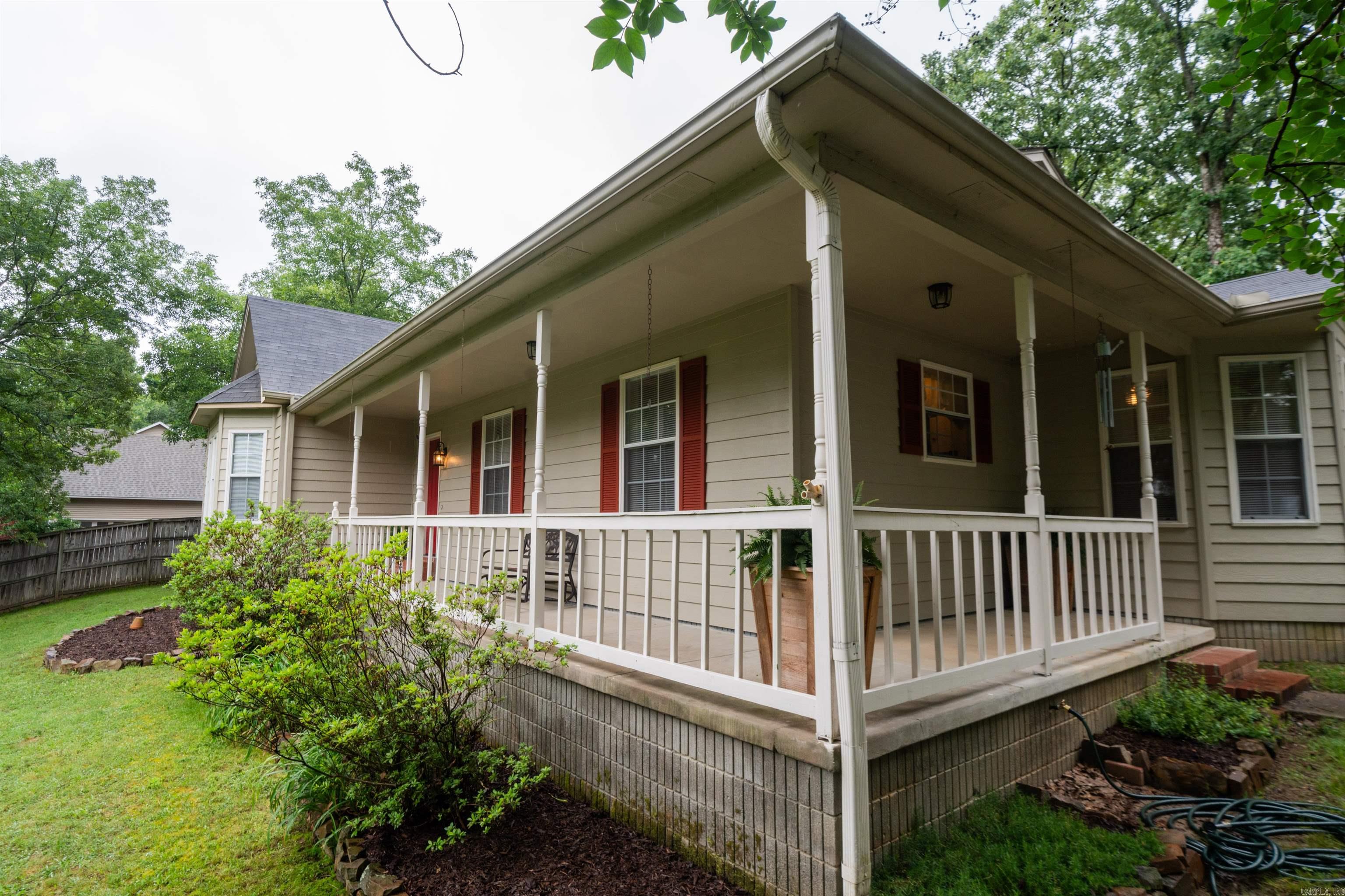 33 Thompson Drive