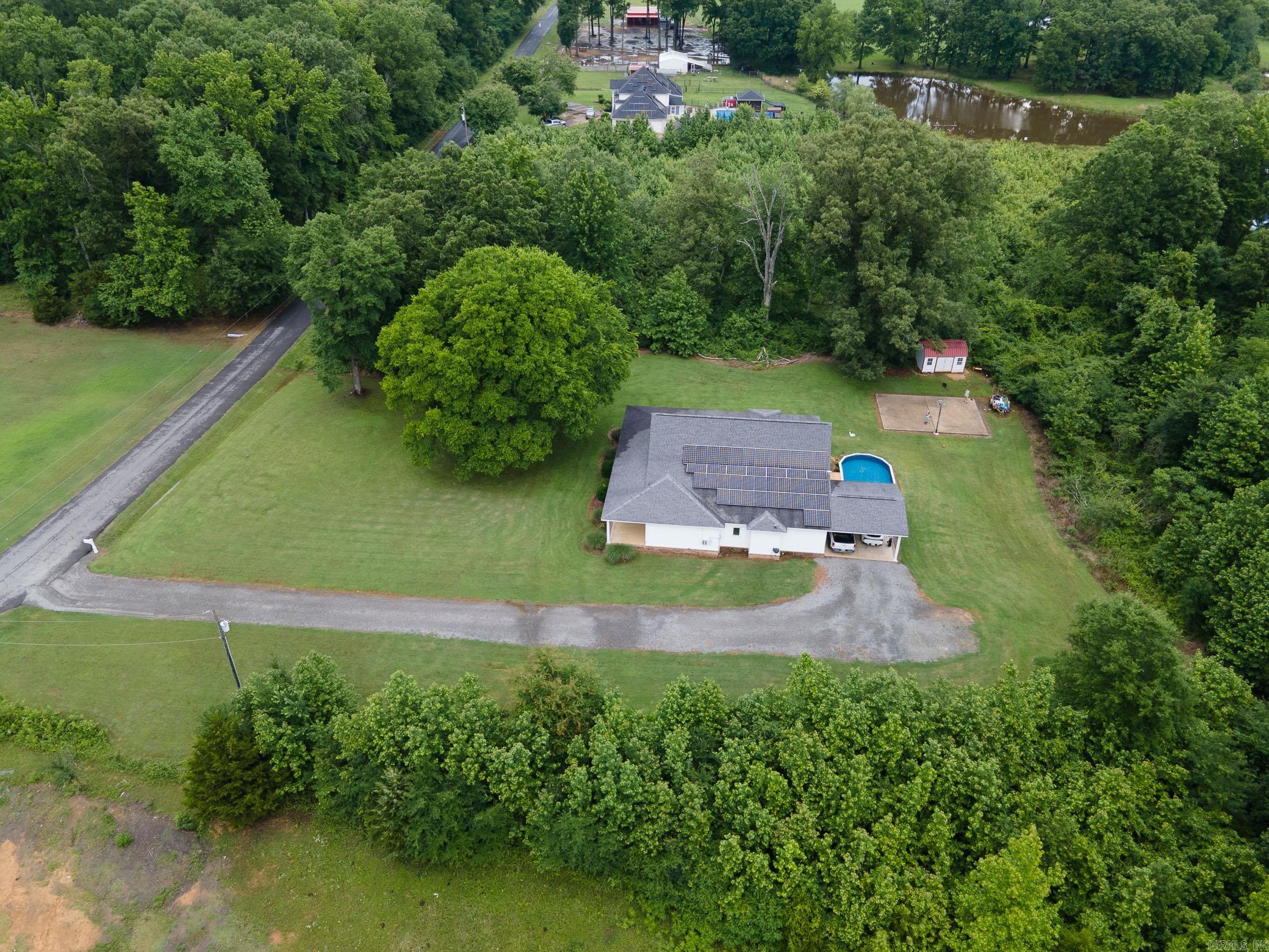 25 Pocahontas Court