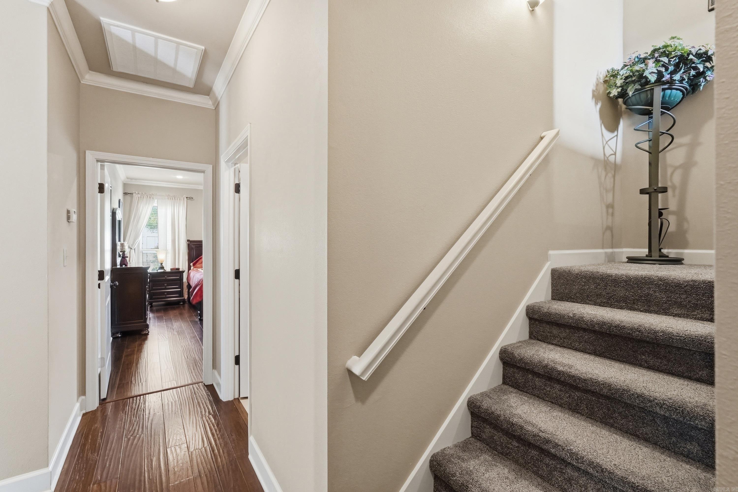 3221 Robbins Drive