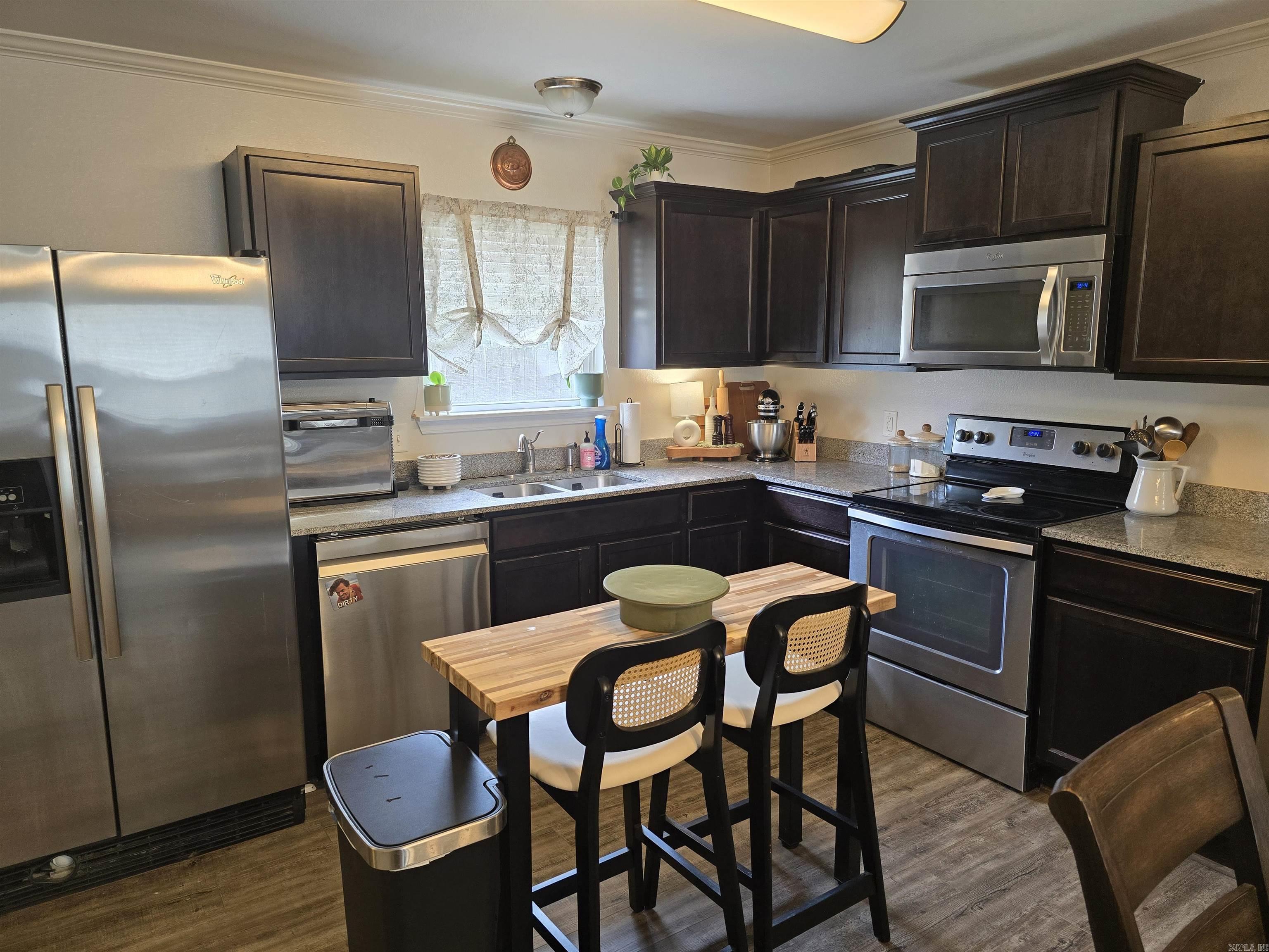 28 Waycross Drive