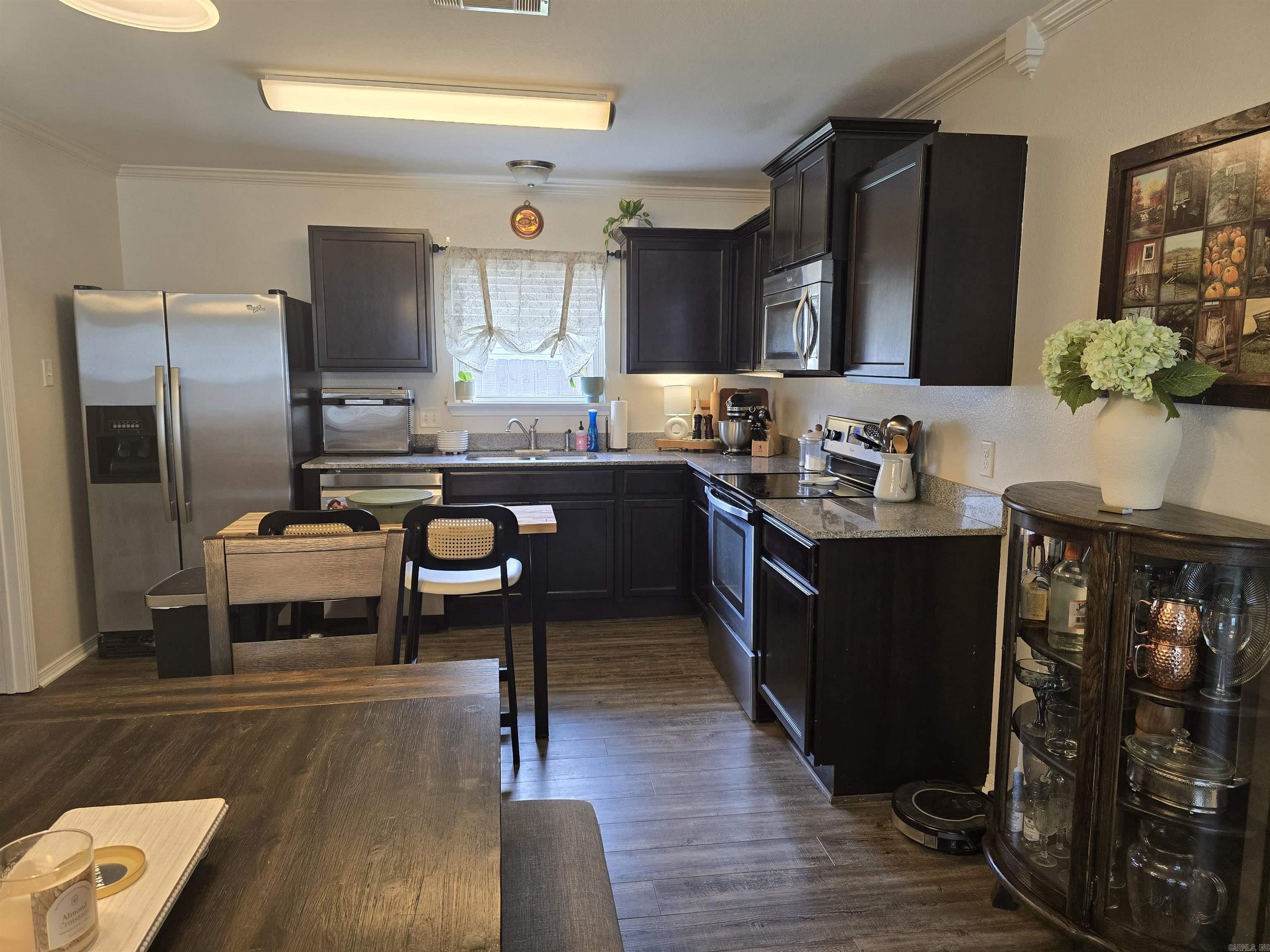 28 Waycross Drive