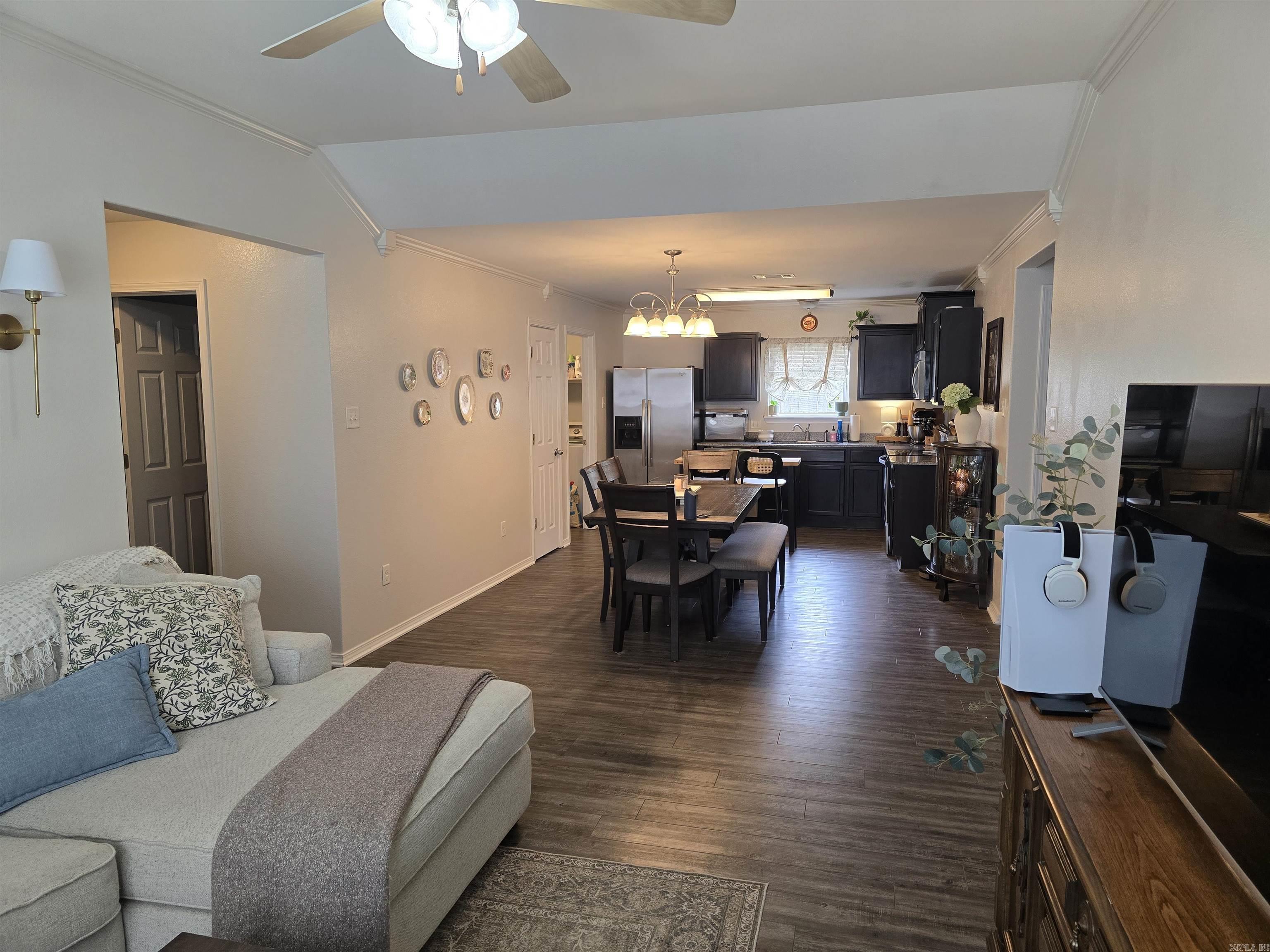 28 Waycross Drive