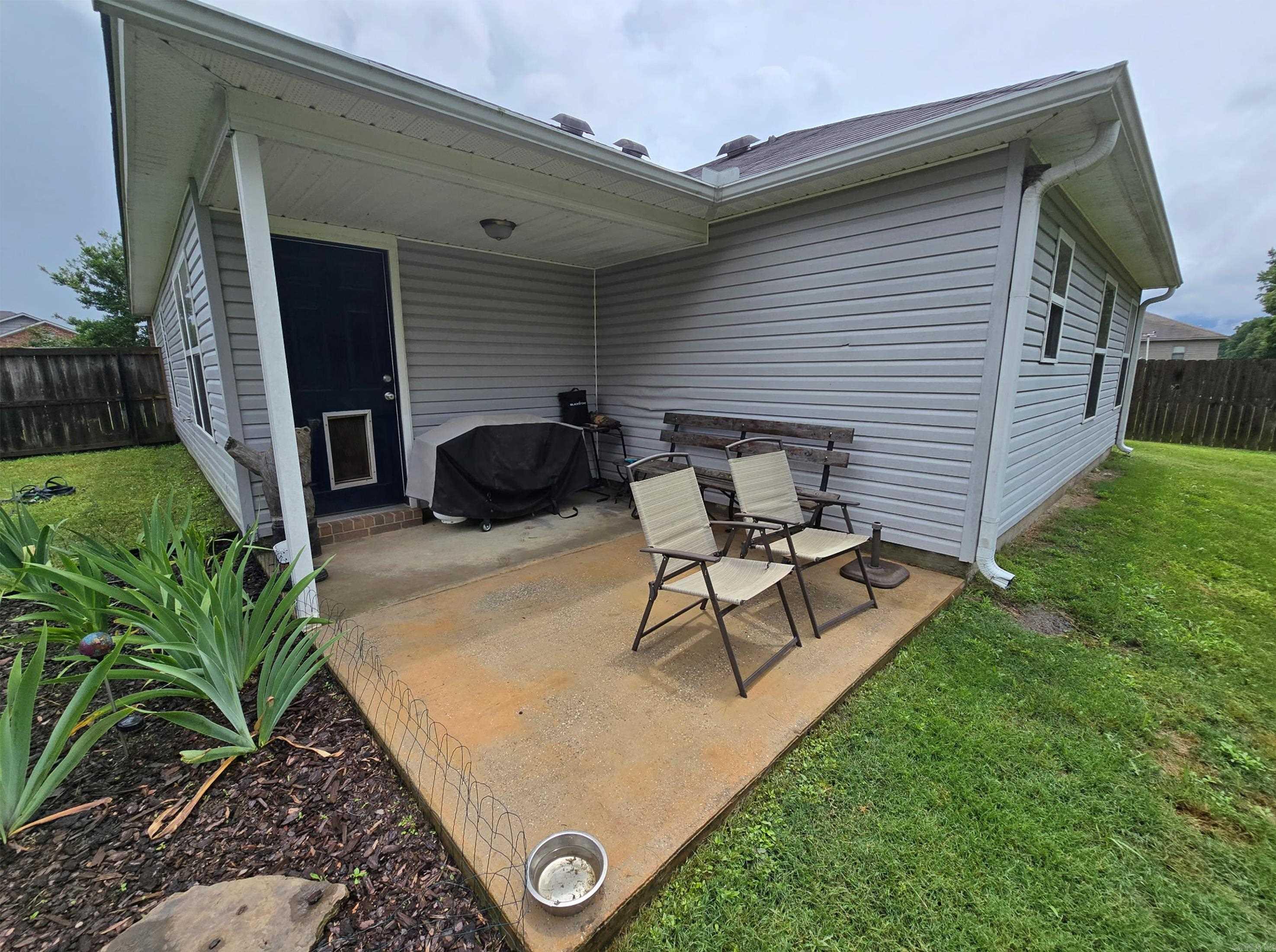 28 Waycross Drive