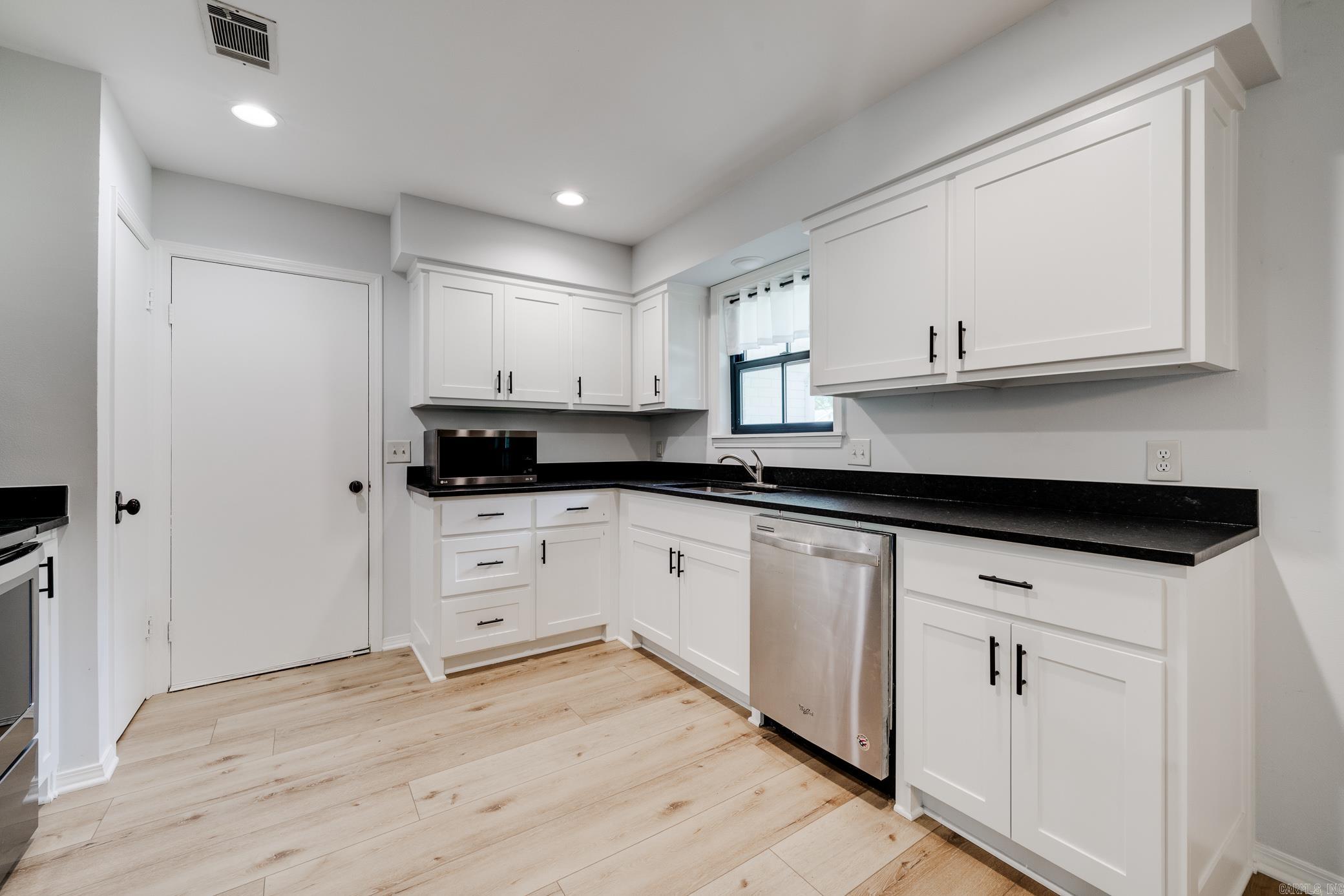 21 Covewood Dr