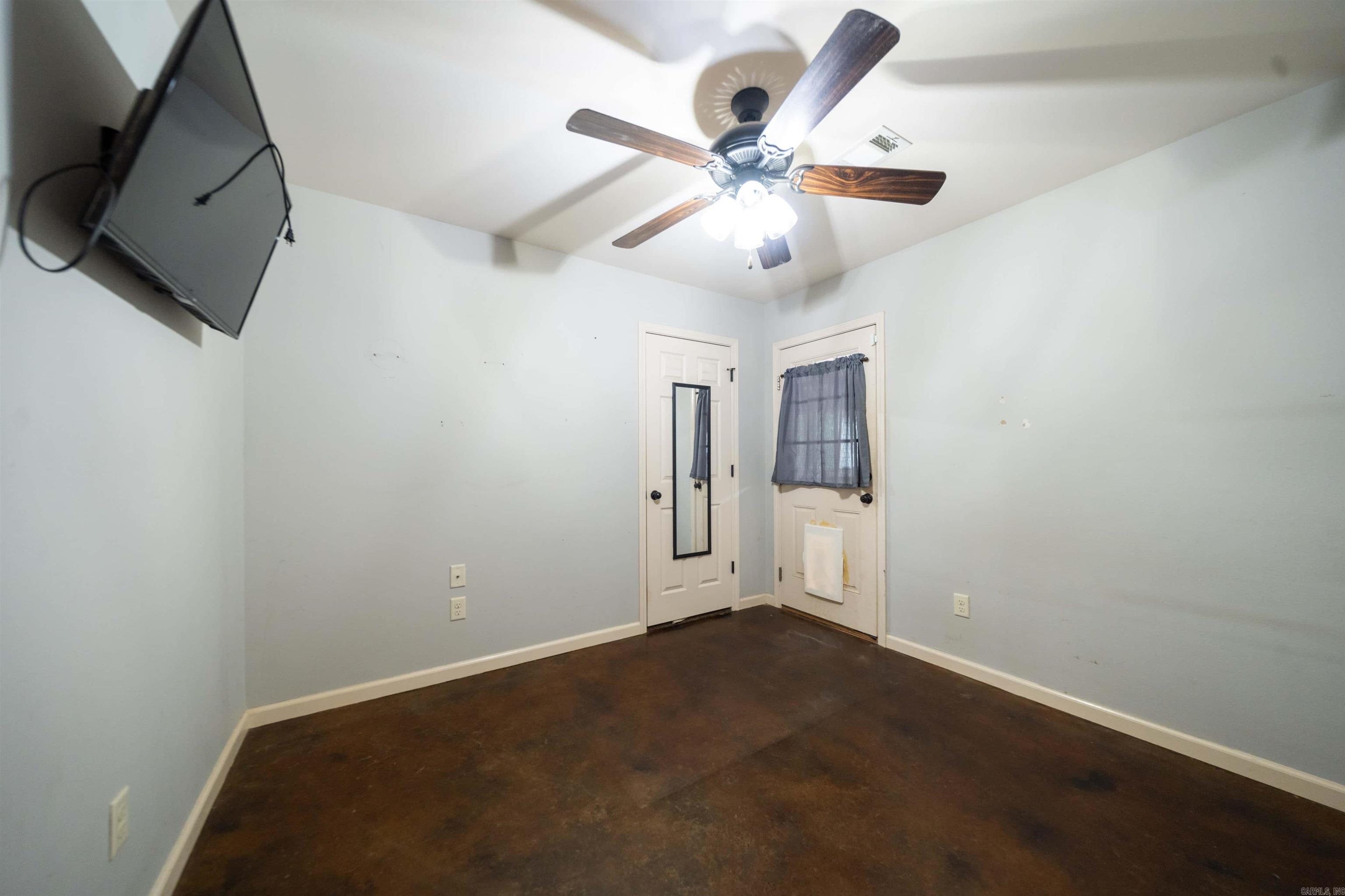 508 N Rose