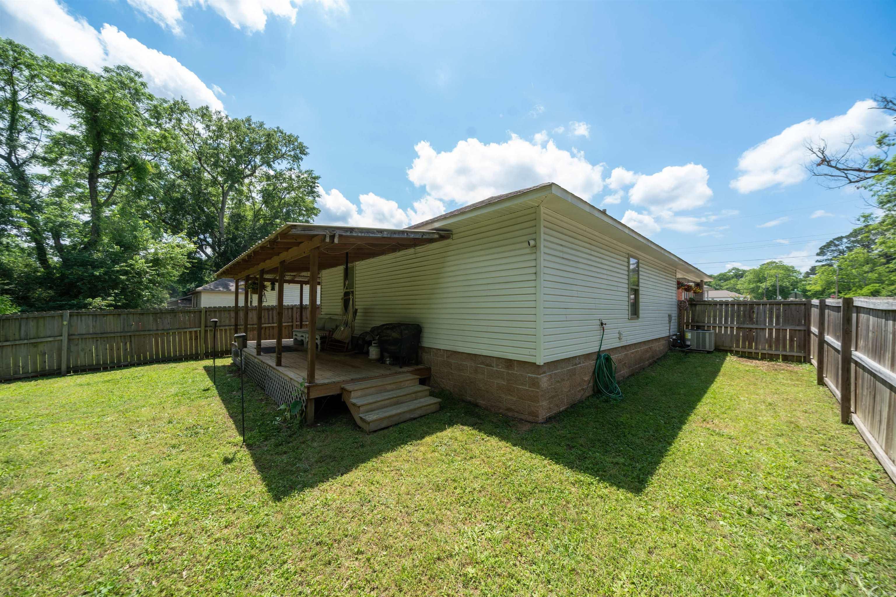 508 N Rose