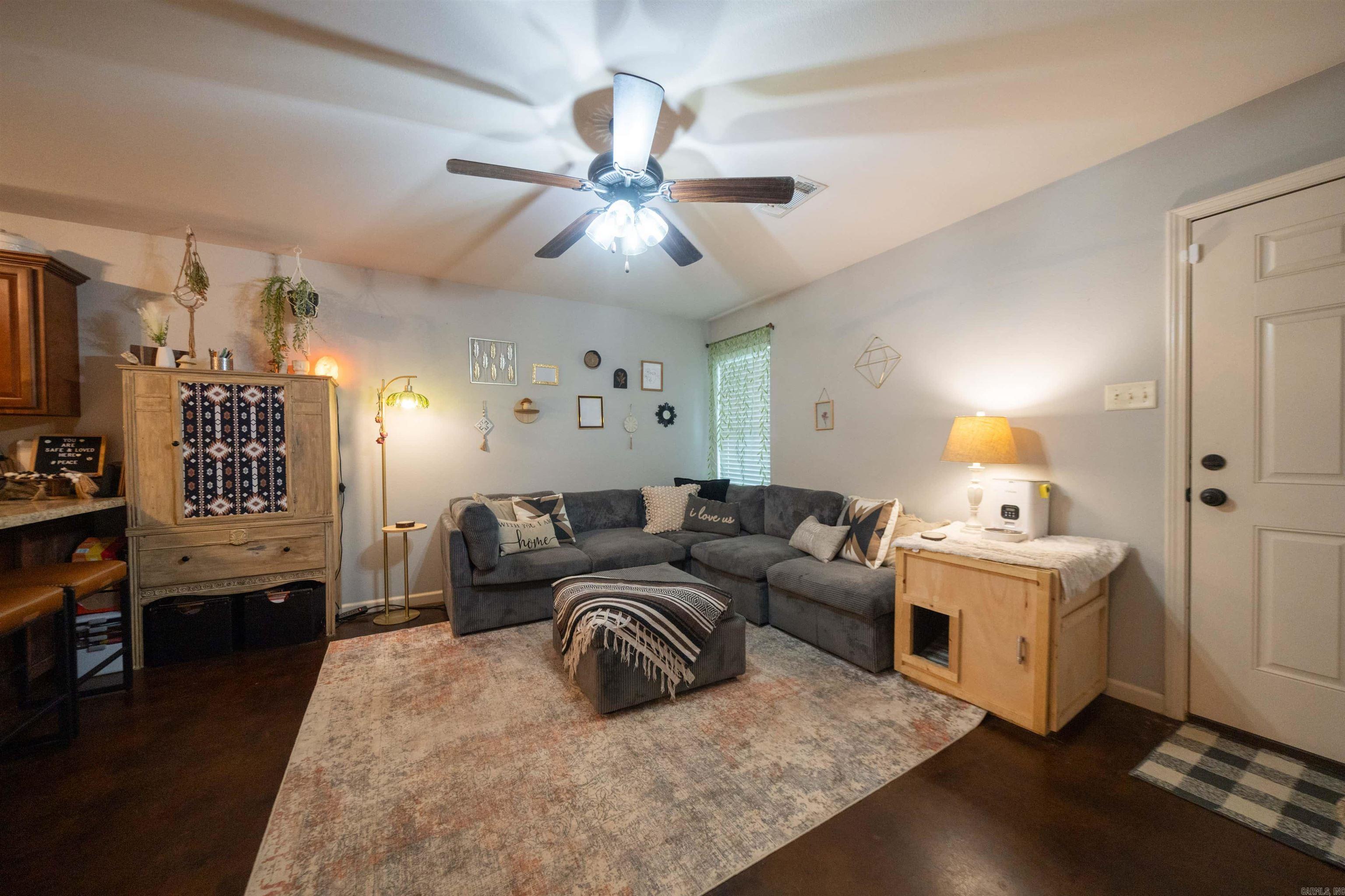 508 N Rose