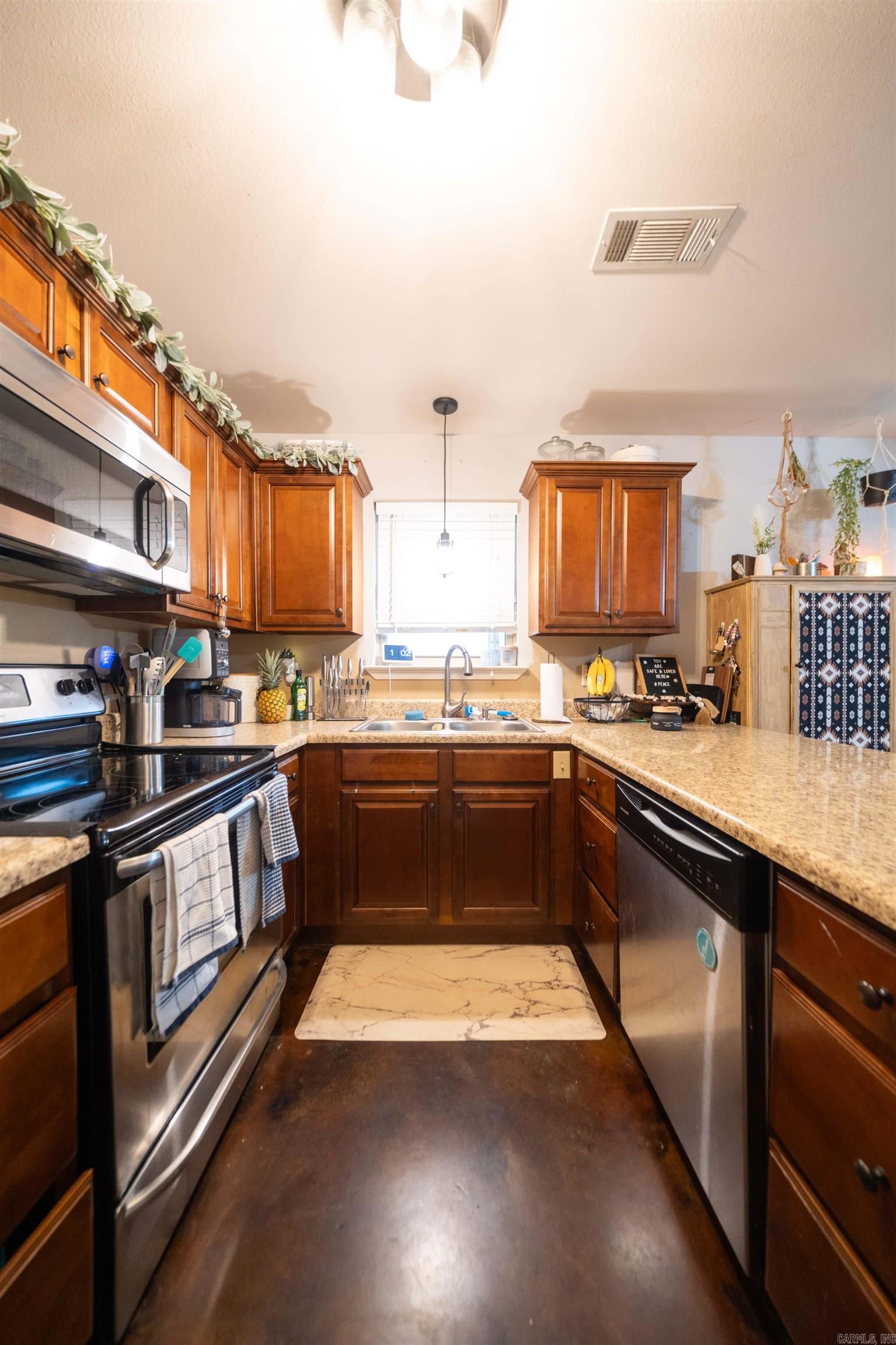 508 N Rose