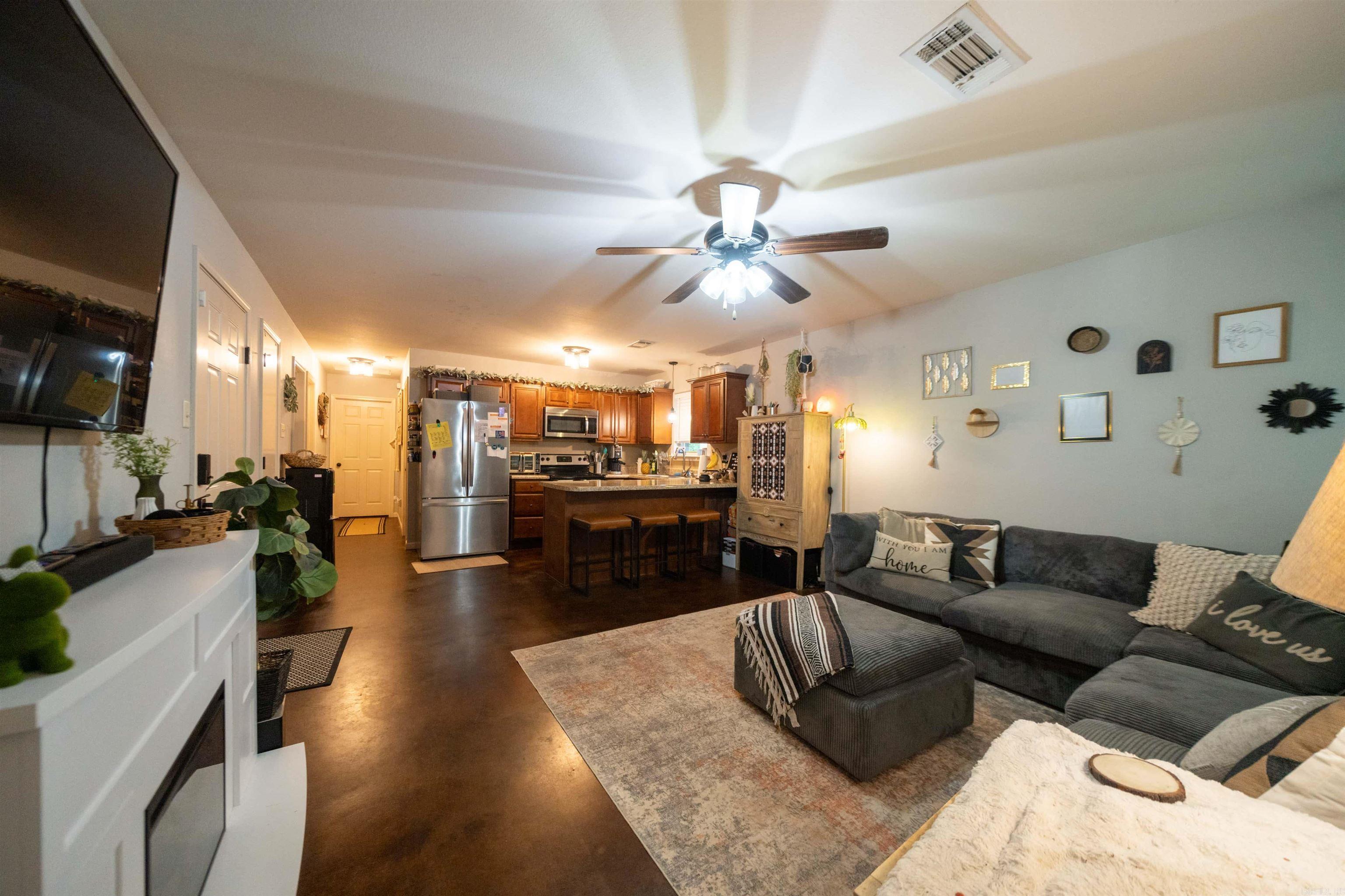508 N Rose