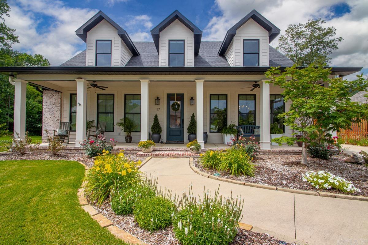 17 Tupelo Court