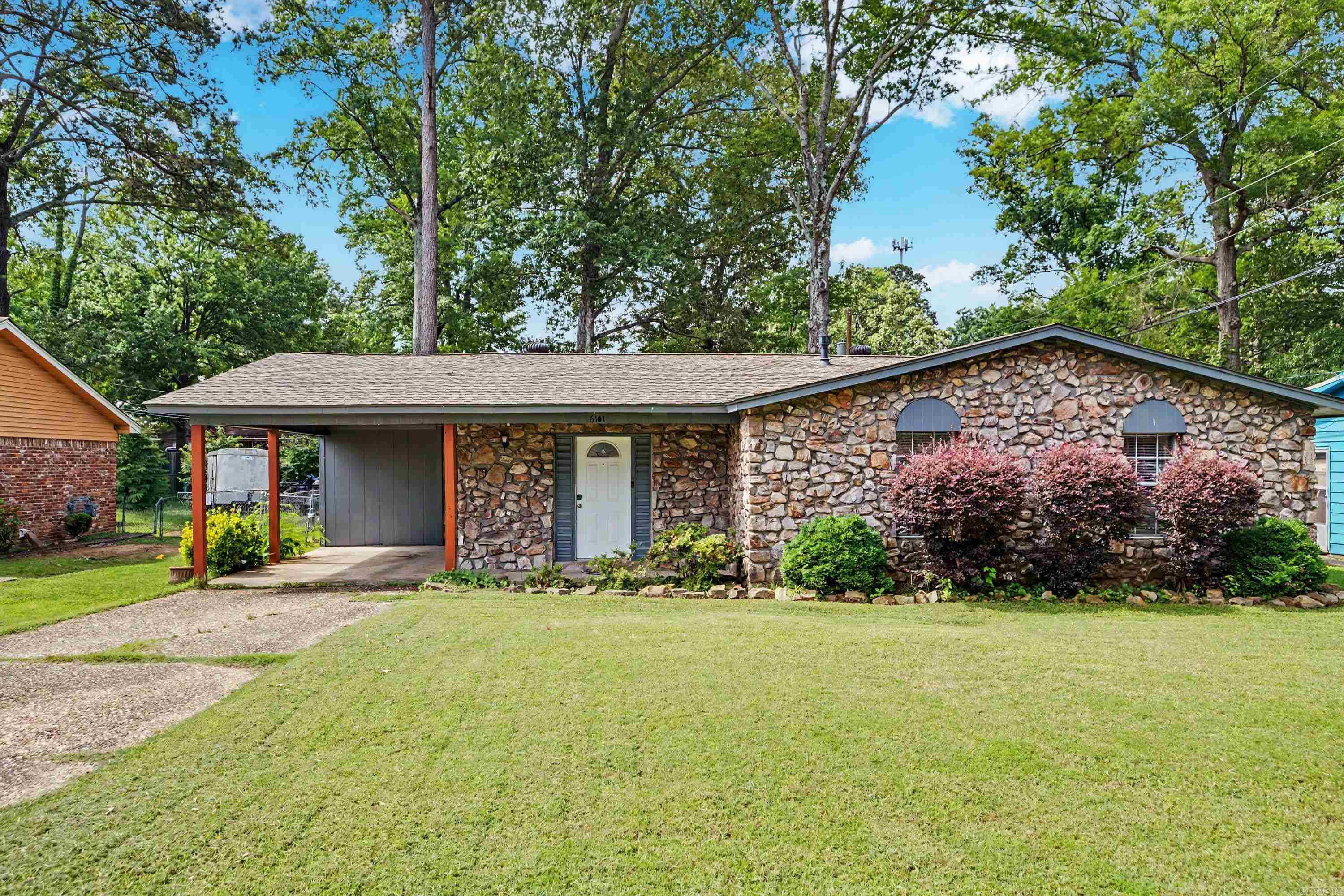 6101 Senate Drive