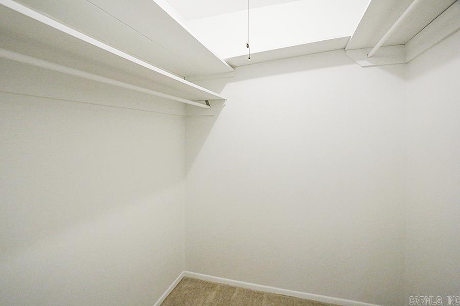 700 E 9th Street 3C