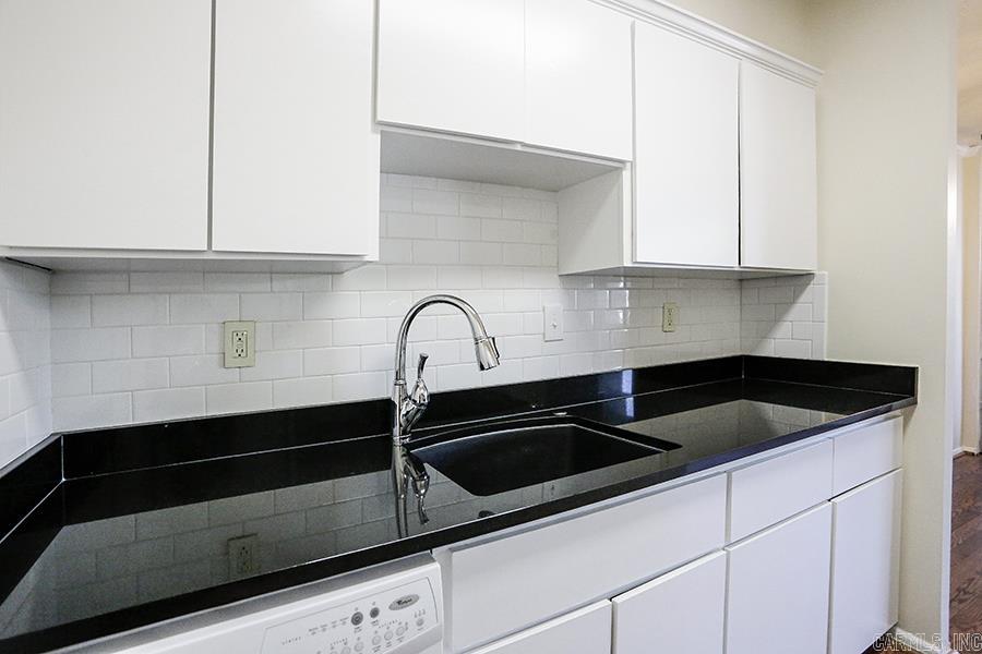 700 E 9th Street 3C