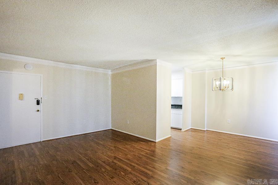 700 E 9th Street 3C