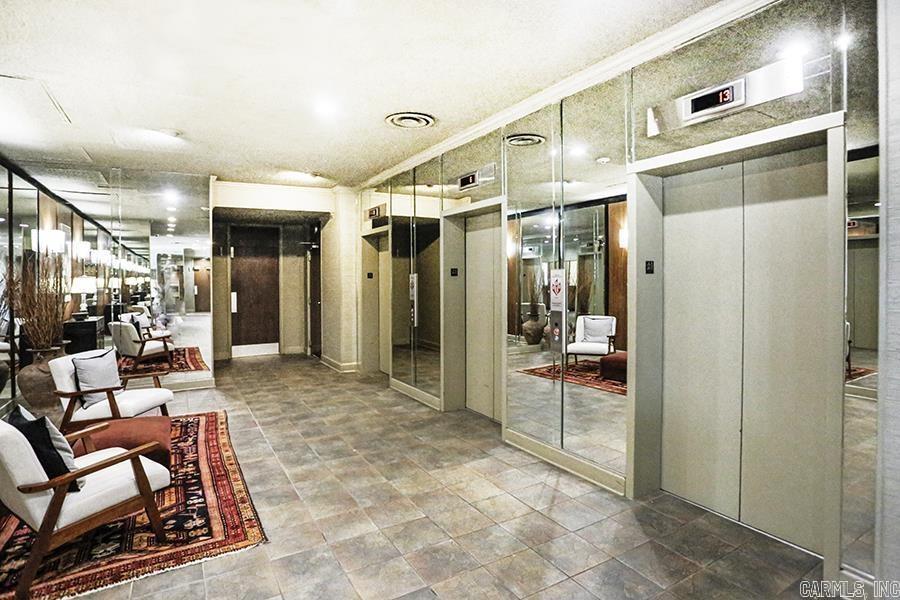 700 E 9th Street 3C