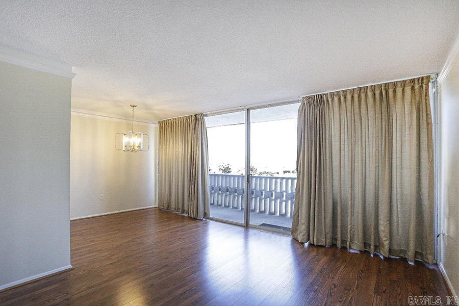 700 E 9th Street 3C