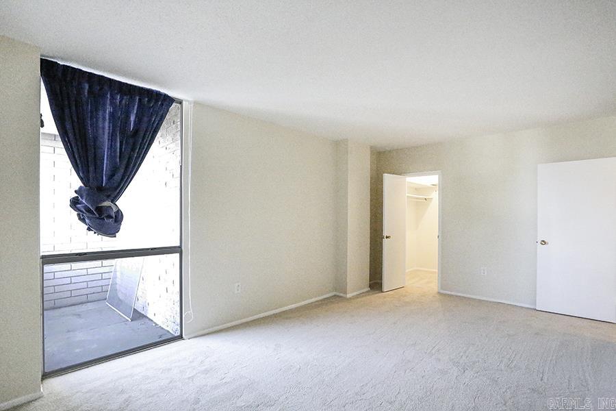 700 E 9th Street 3C