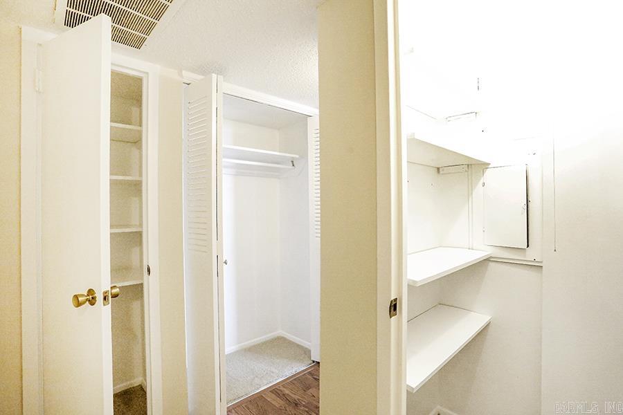 700 E 9th Street 3C