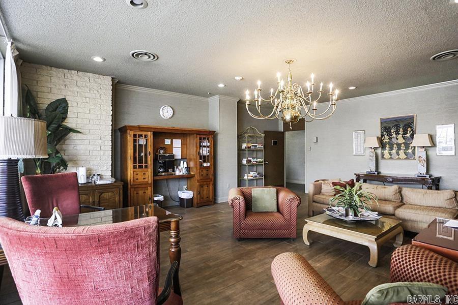 700 E 9th Street 3C
