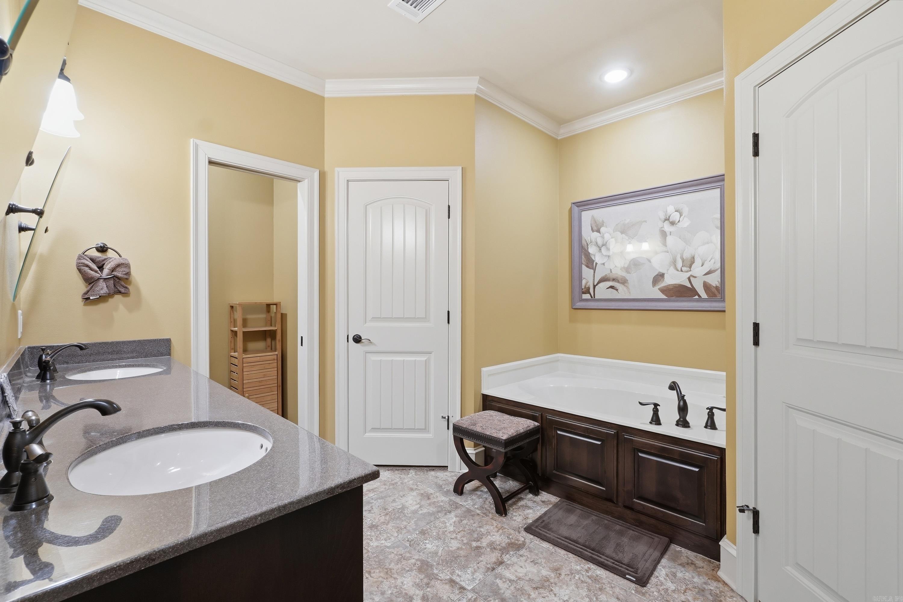 1485 Blackwood Cove